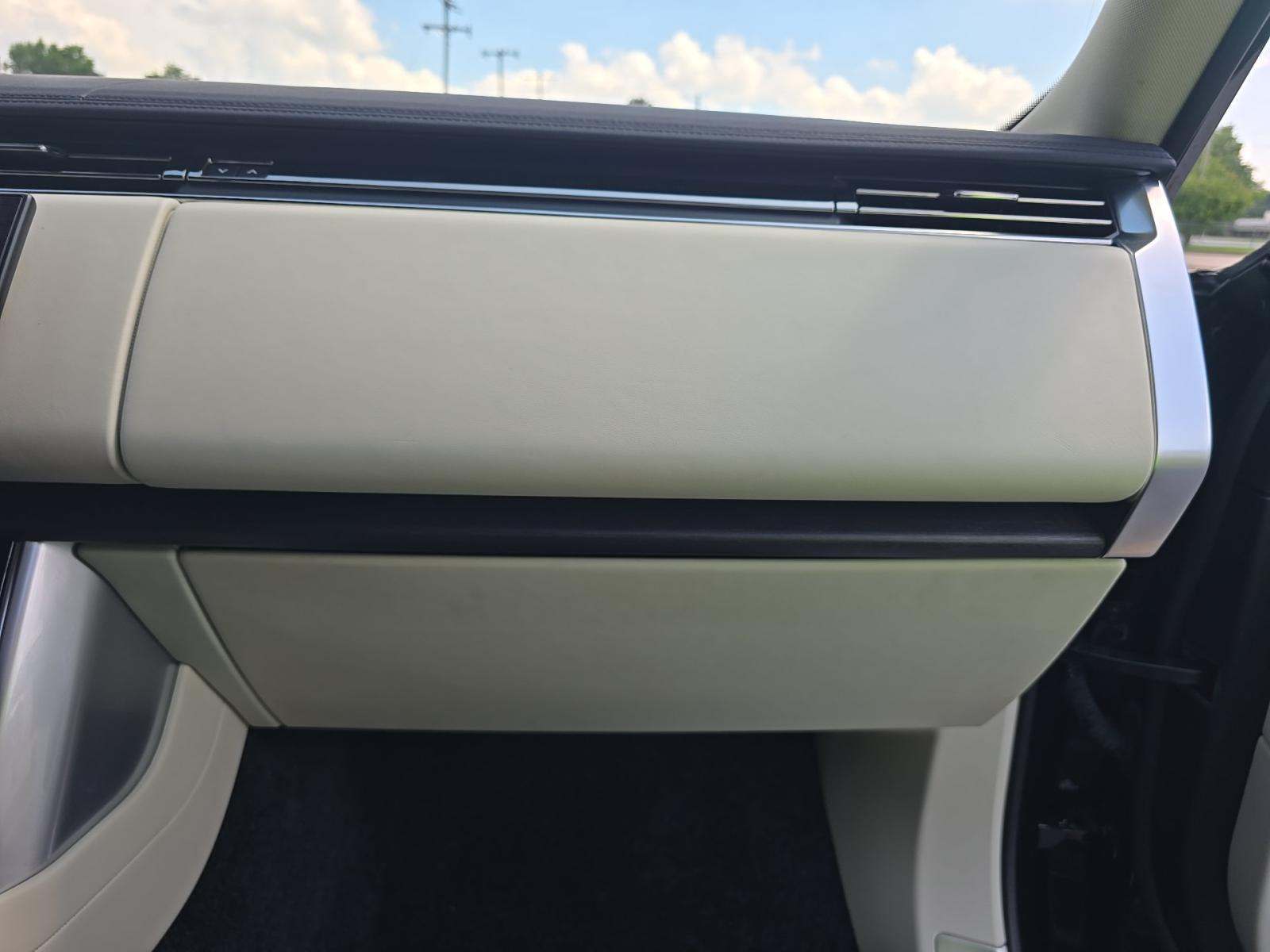 2023 Land Rover Range Rover SE AWD