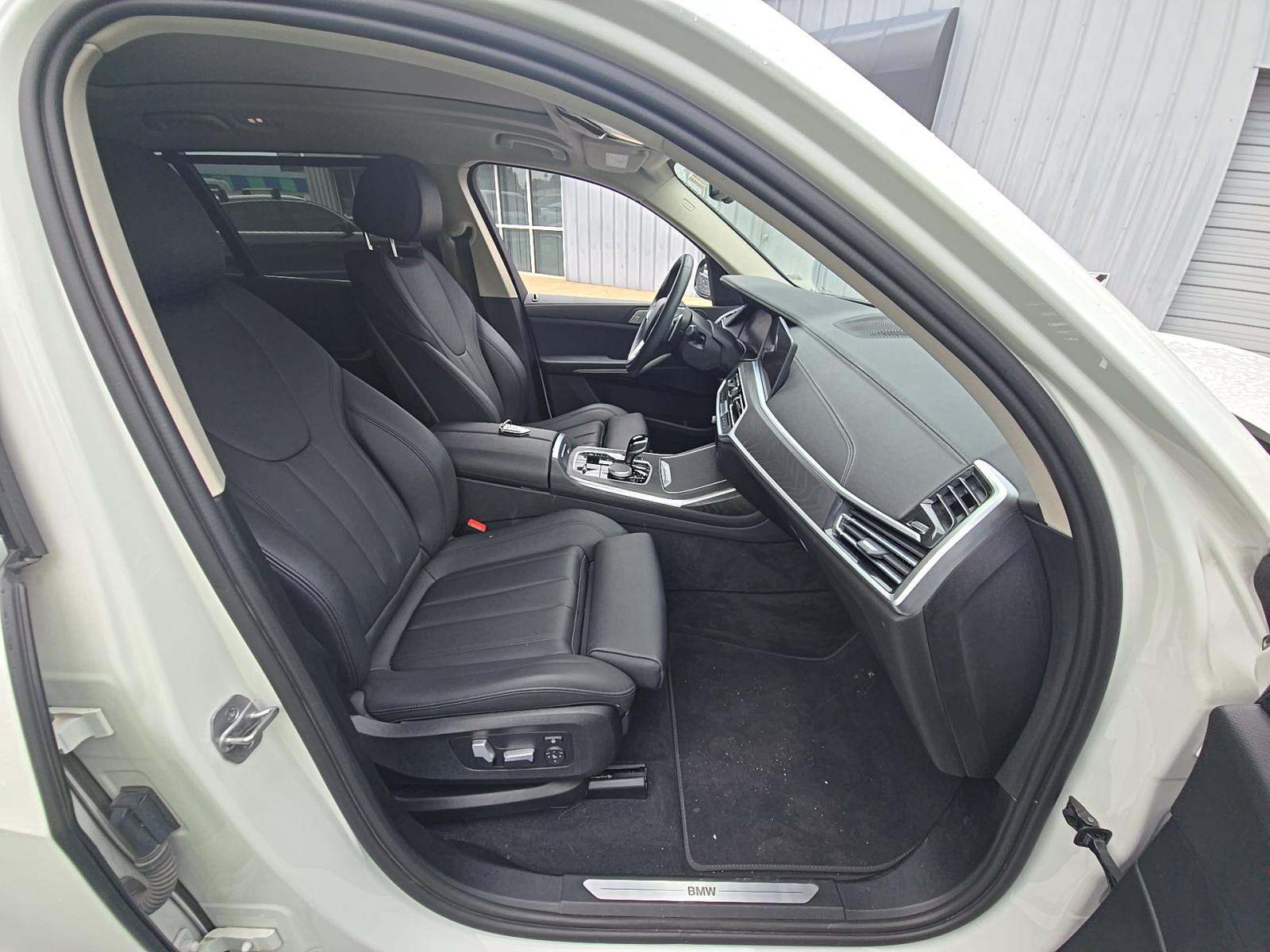 2022 BMW X7 xDrive40i AWD