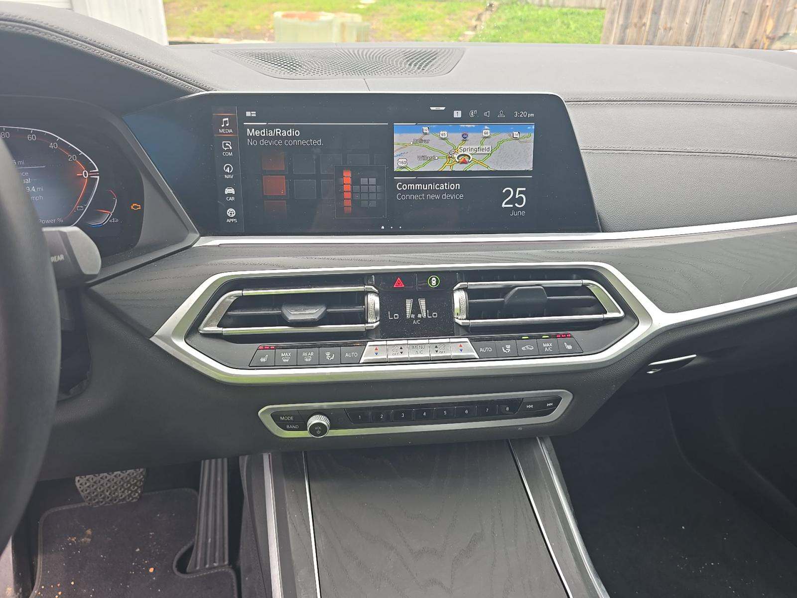 2022 BMW X7 xDrive40i AWD