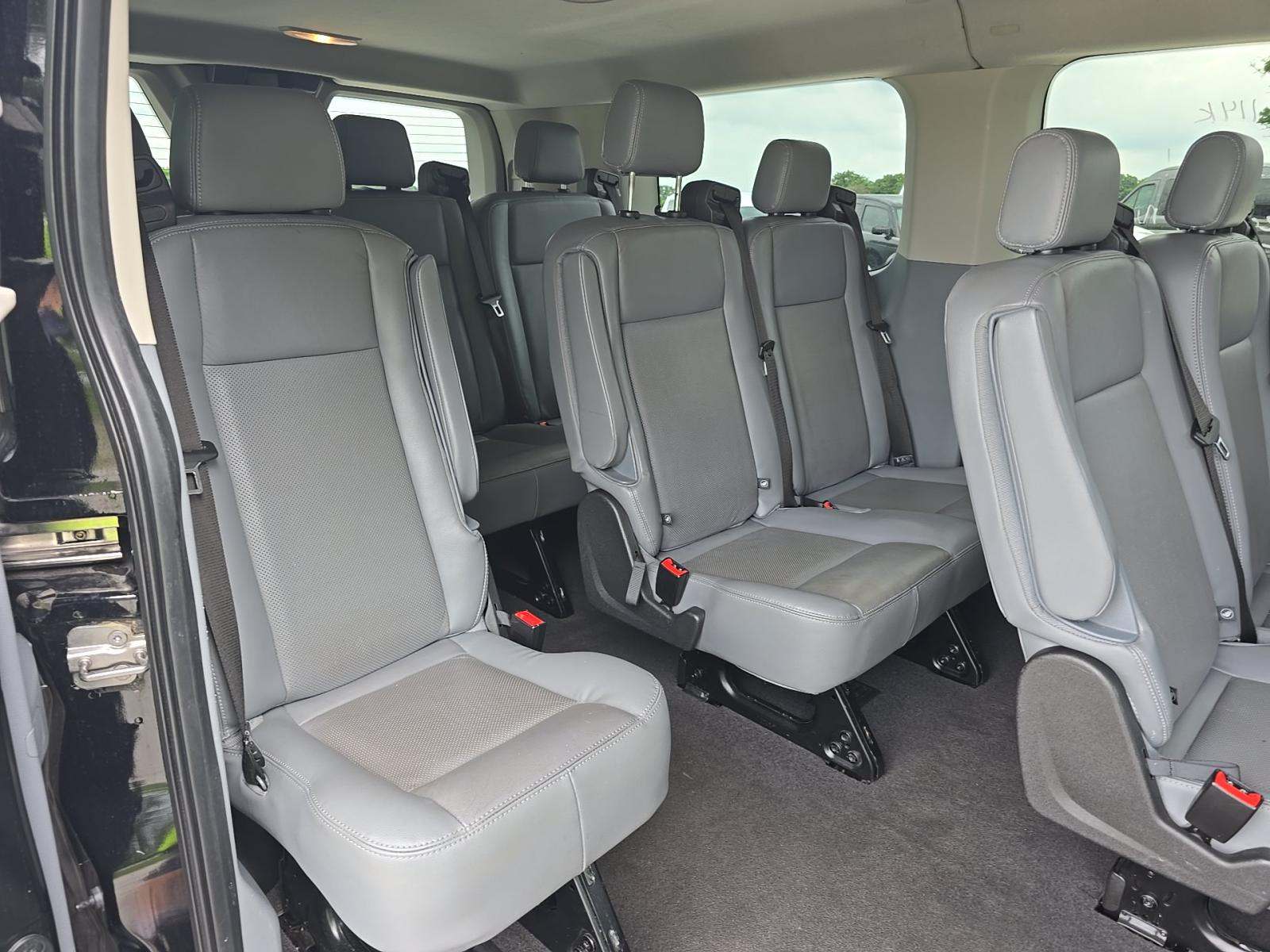 FORD TRANSIT 150 - 9