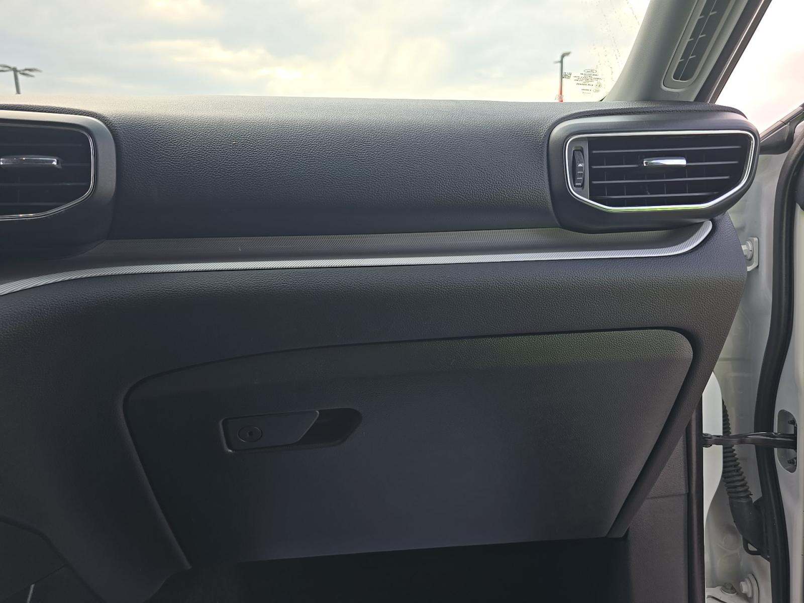 2023 Ford Explorer XLT AWD