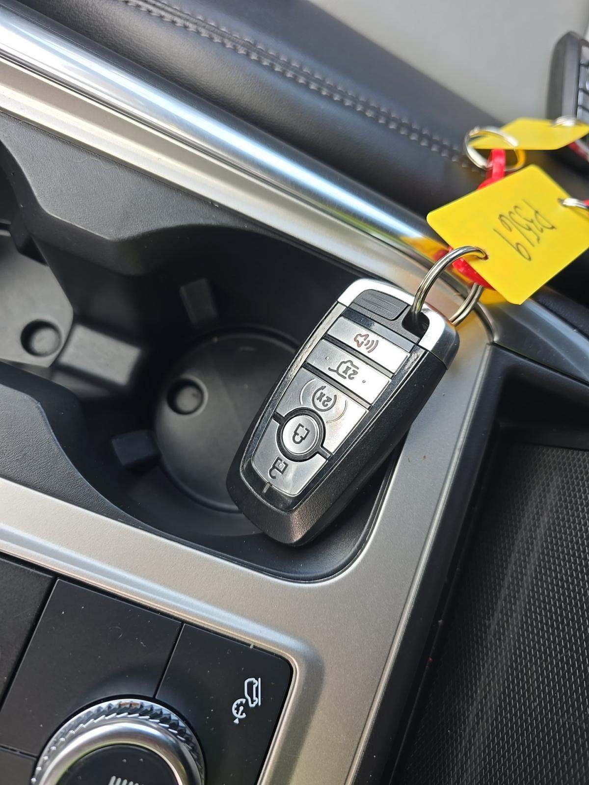 2023 Ford Explorer XLT AWD