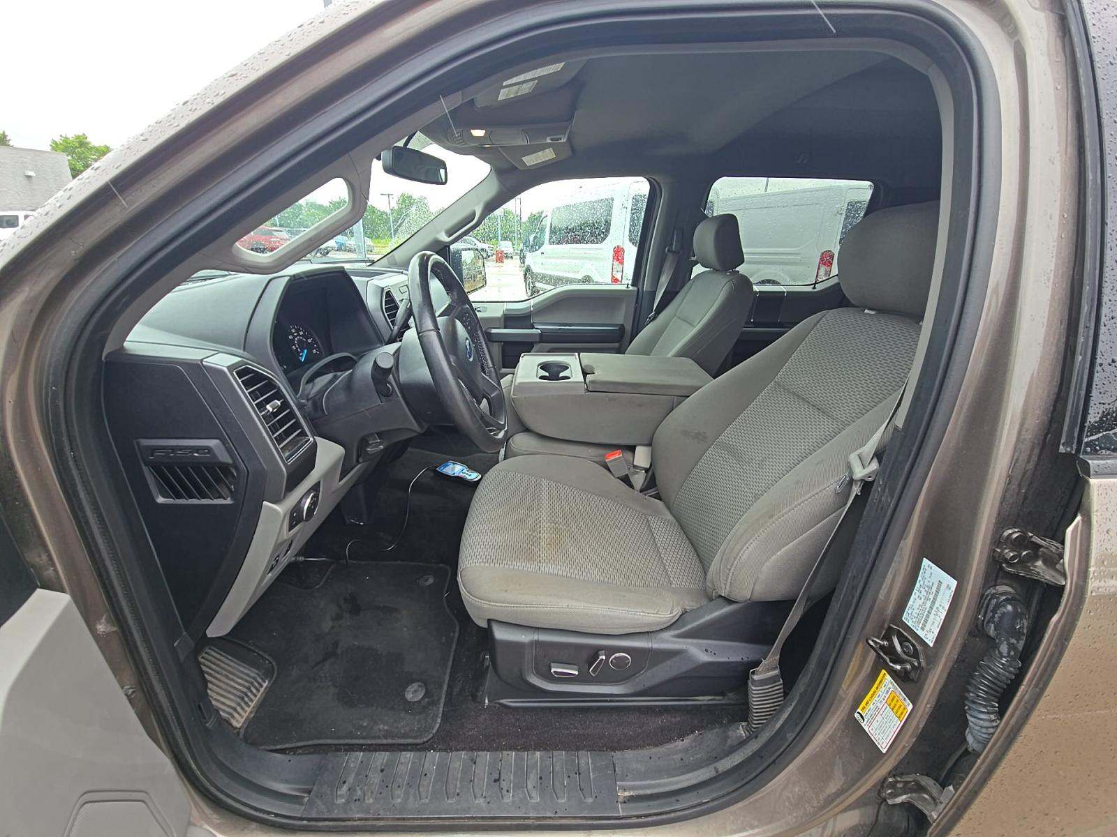 FORD F-150 - 2