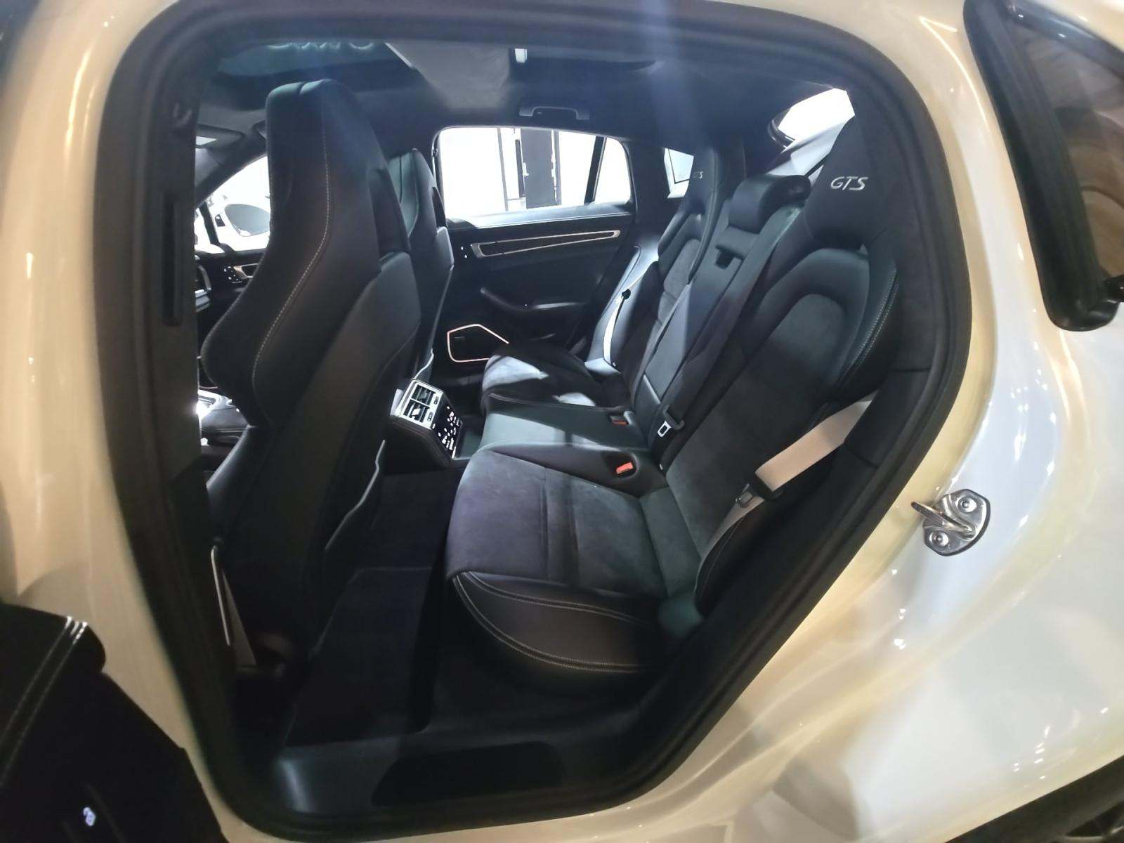 2020 Porsche Panamera GTS AWD