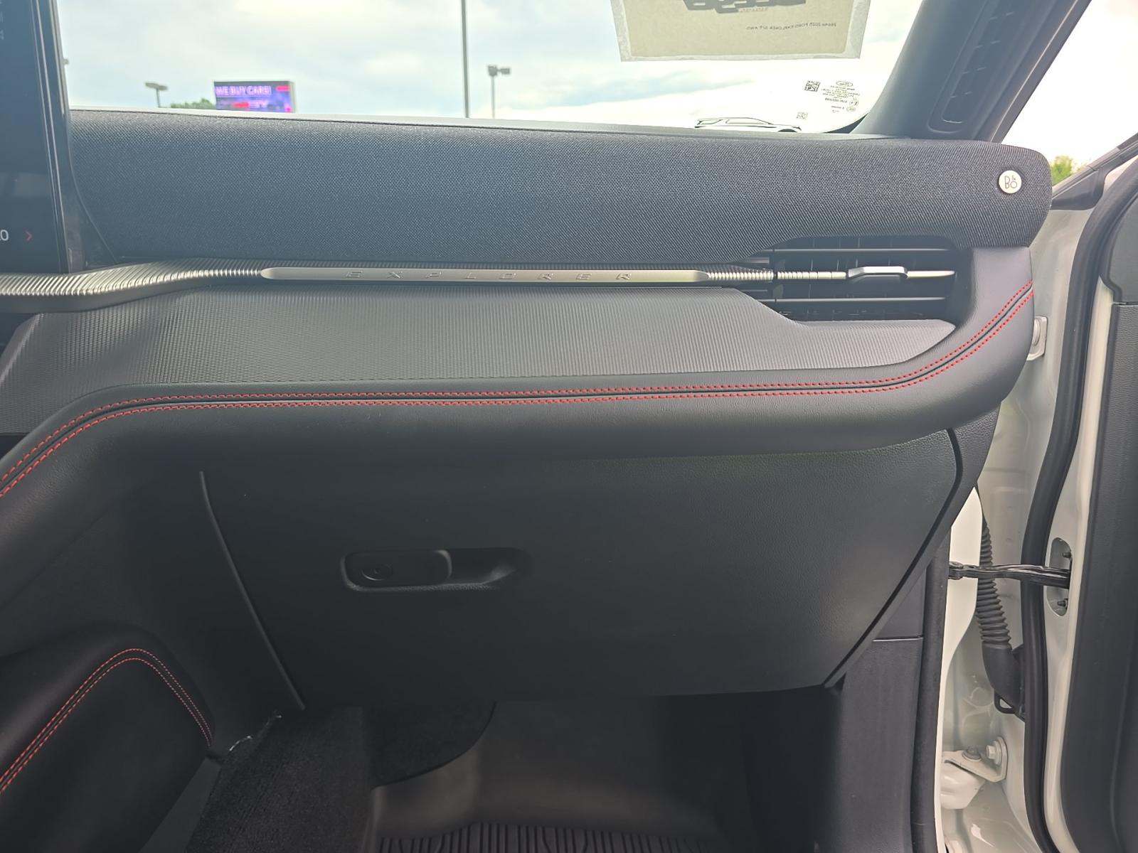 2025 Ford Explorer ST AWD