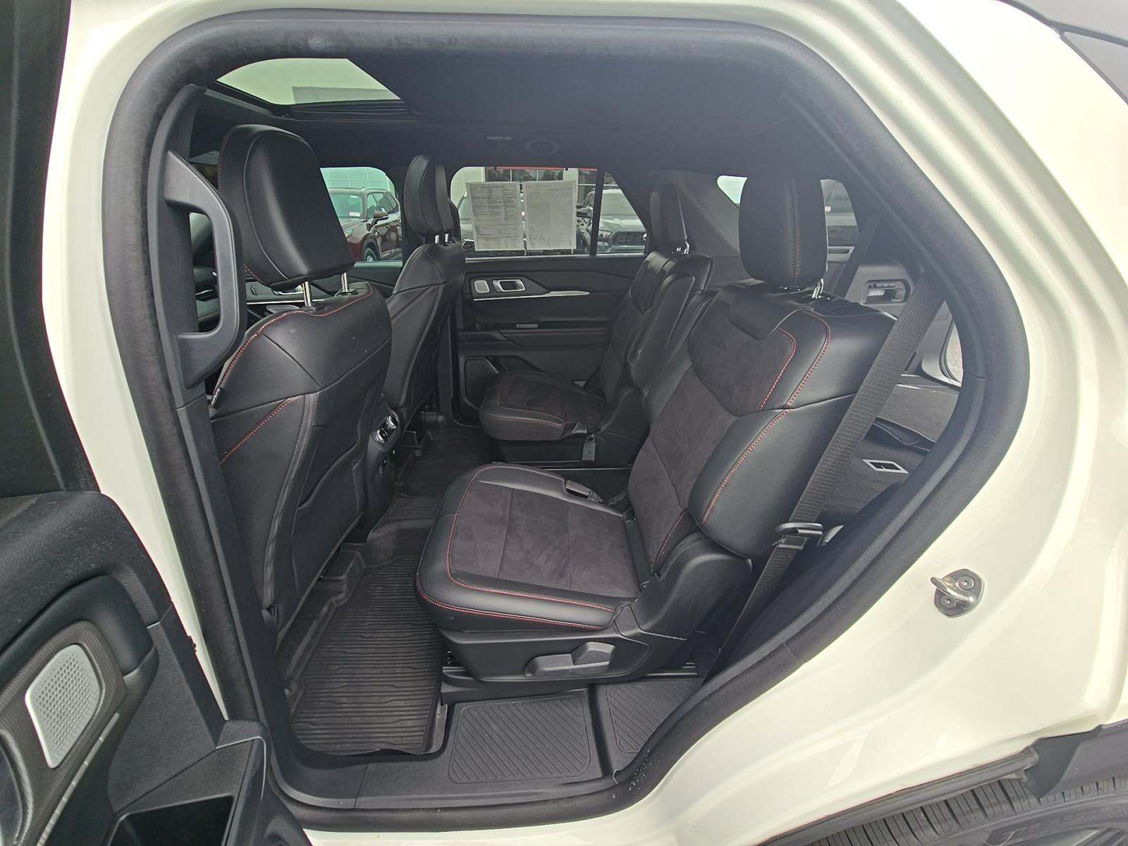 2025 Ford Explorer ST AWD