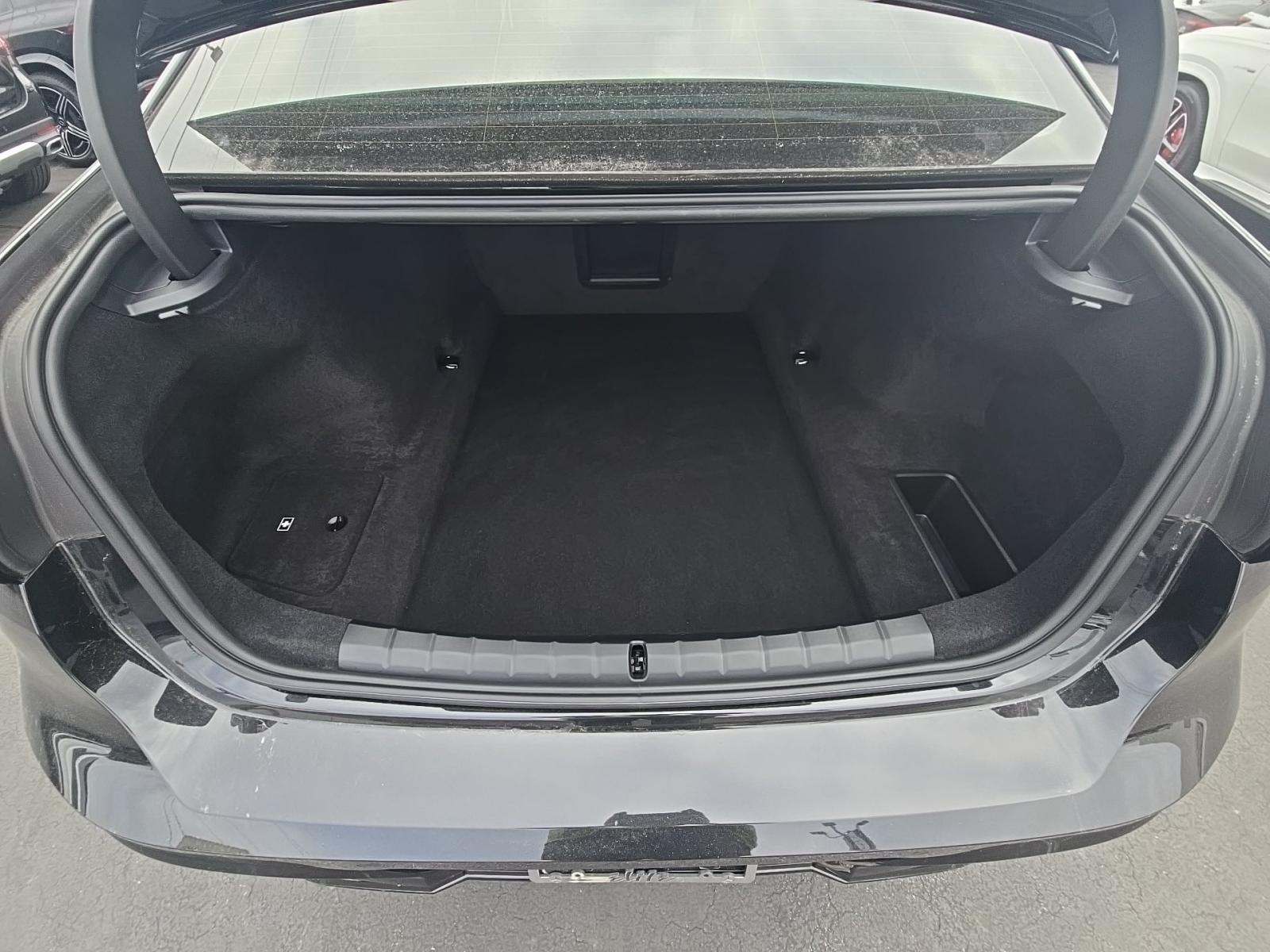 2025 BMW 7 Series 740i xDrive AWD