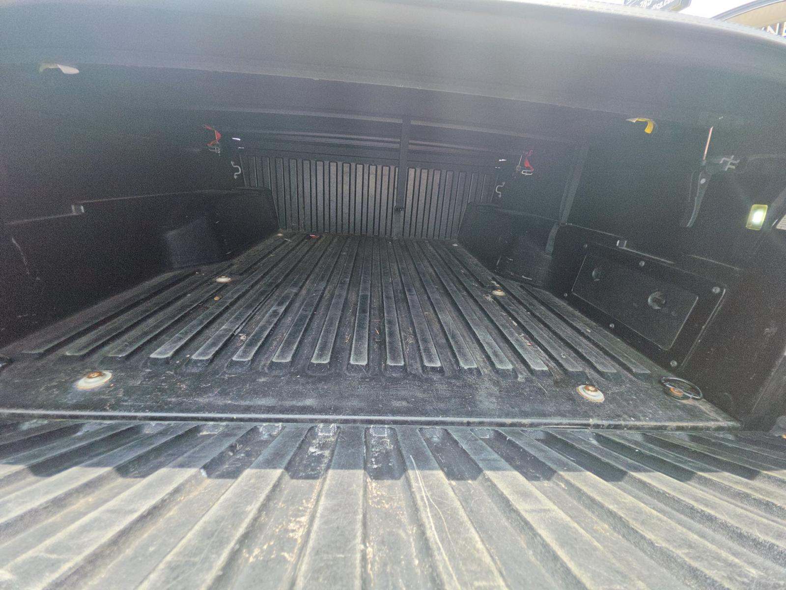 2022 Toyota Tacoma SR5 RWD
