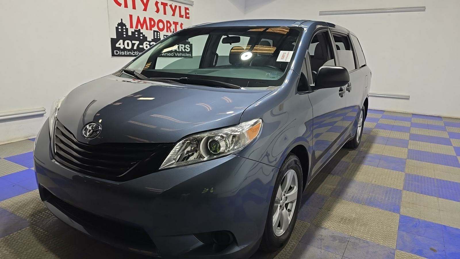 2015 Toyota Sienna L 7-Passenger 119.3