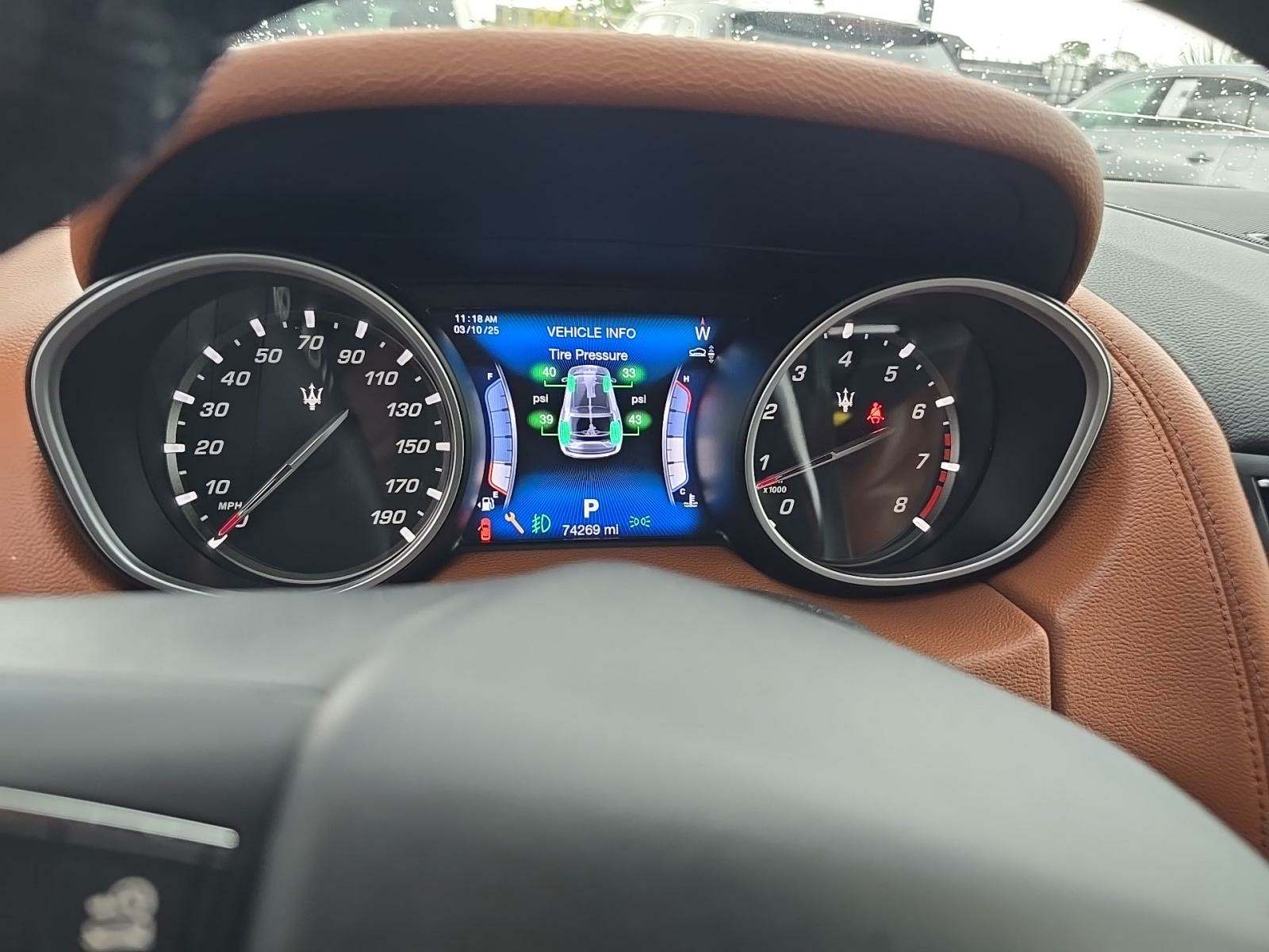 2017 Maserati Levante Base AWD