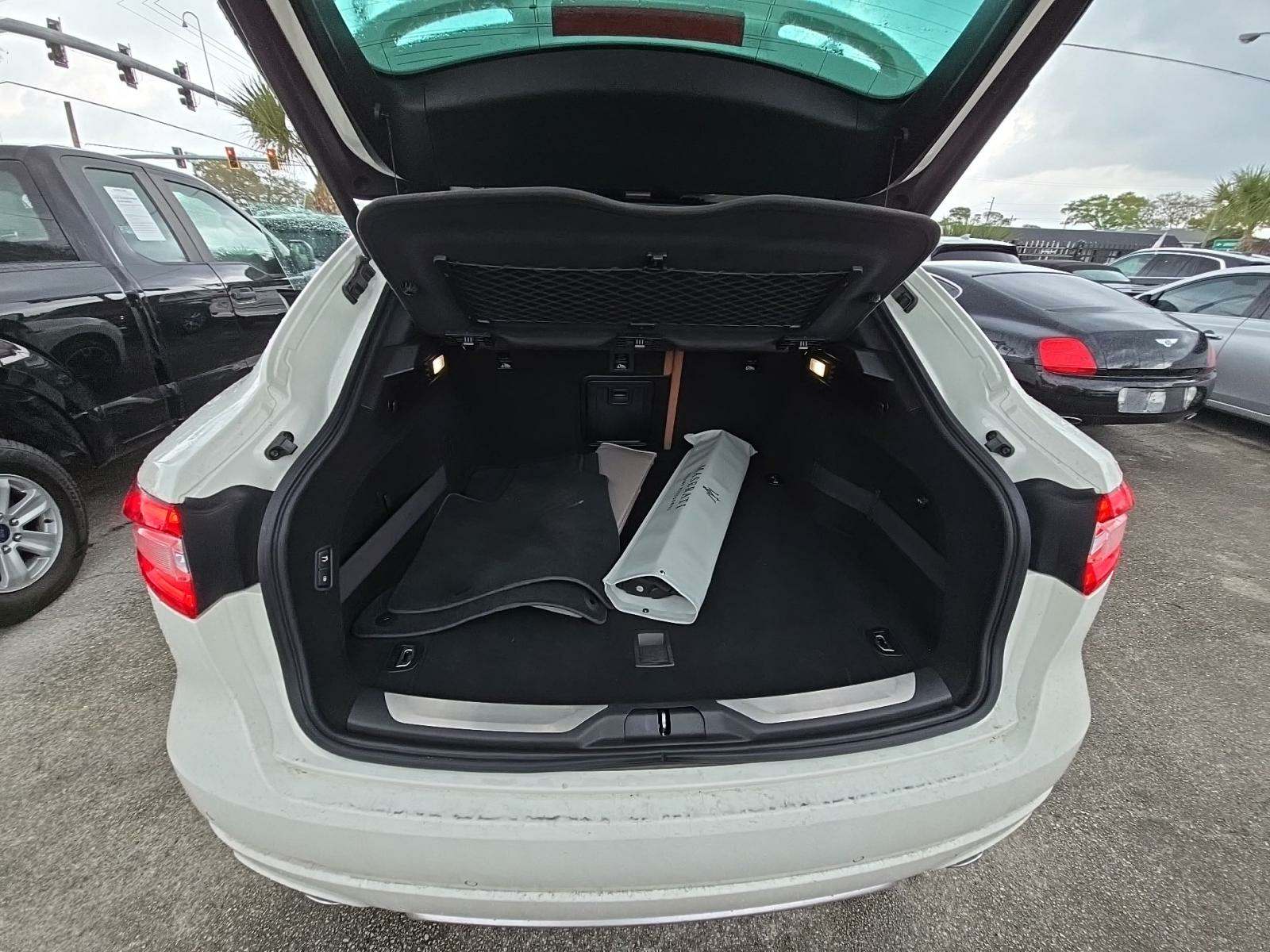 2017 Maserati Levante Base AWD