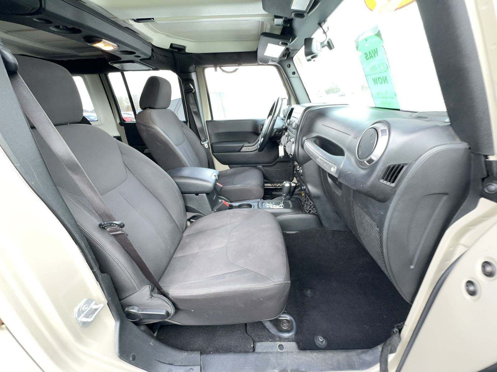 2017 Jeep Wrangler Sport AWD