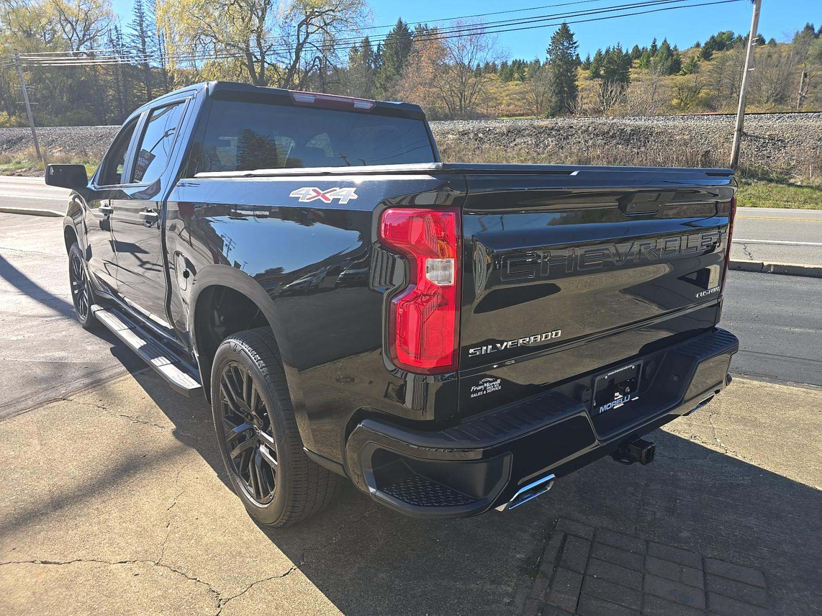 2020 Chevrolet Silverado 1500 Custom AWD