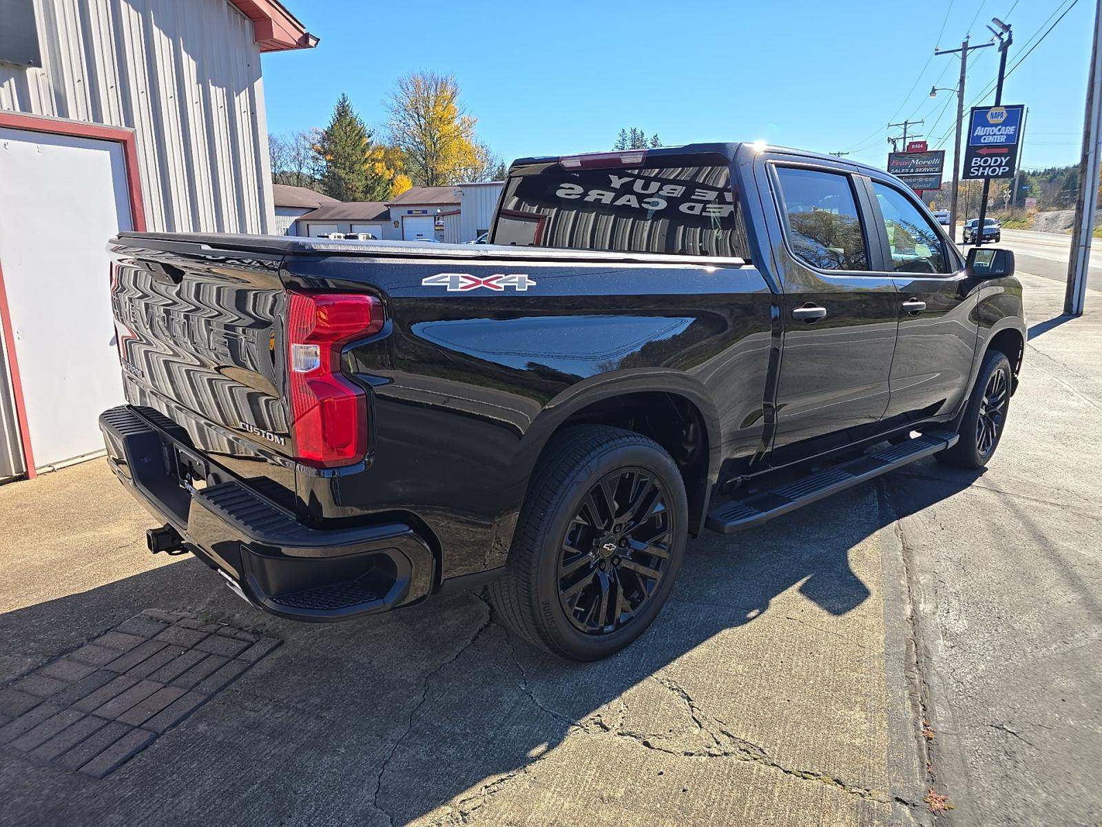 2020 Chevrolet Silverado 1500 Custom AWD