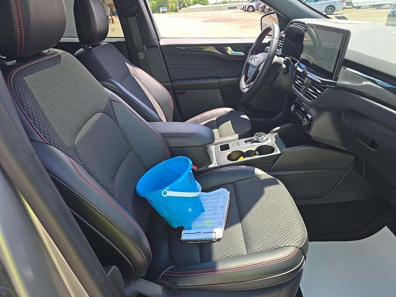2023 Ford Escape ST-Line AWD