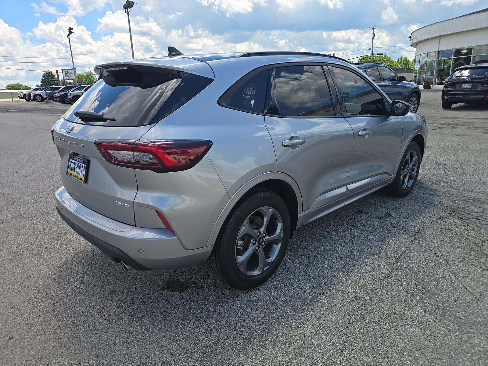 2023 Ford Escape ST-Line AWD