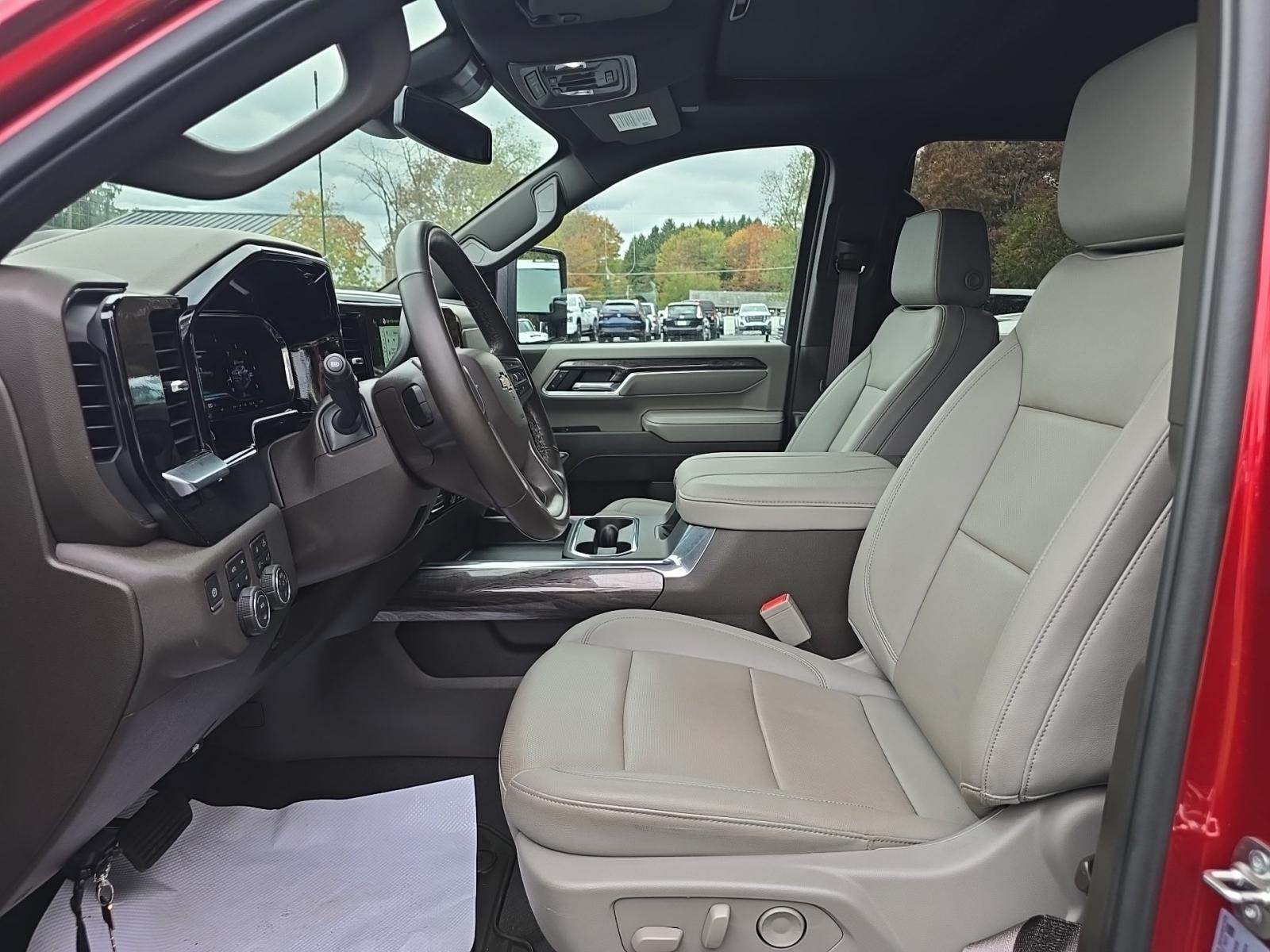 2025 Chevrolet Silverado 3500HD LTZ AWD