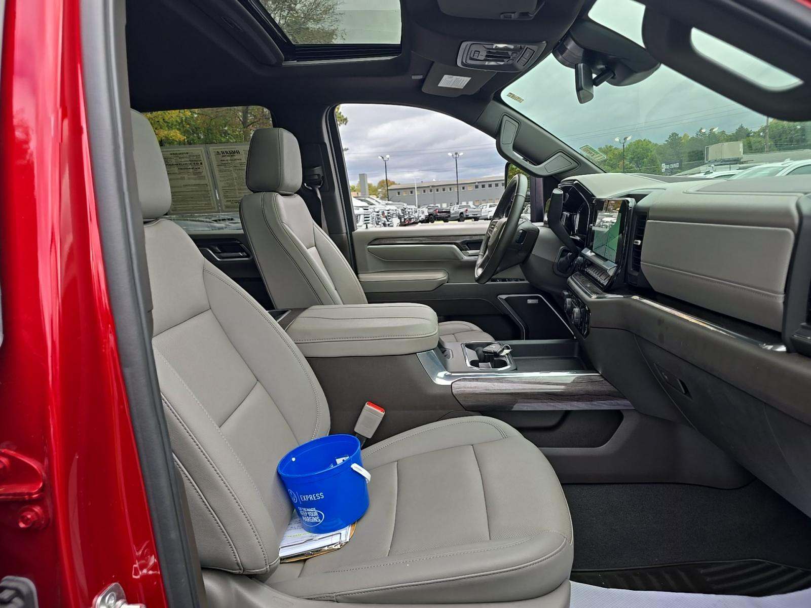 2025 Chevrolet Silverado 3500HD LTZ AWD