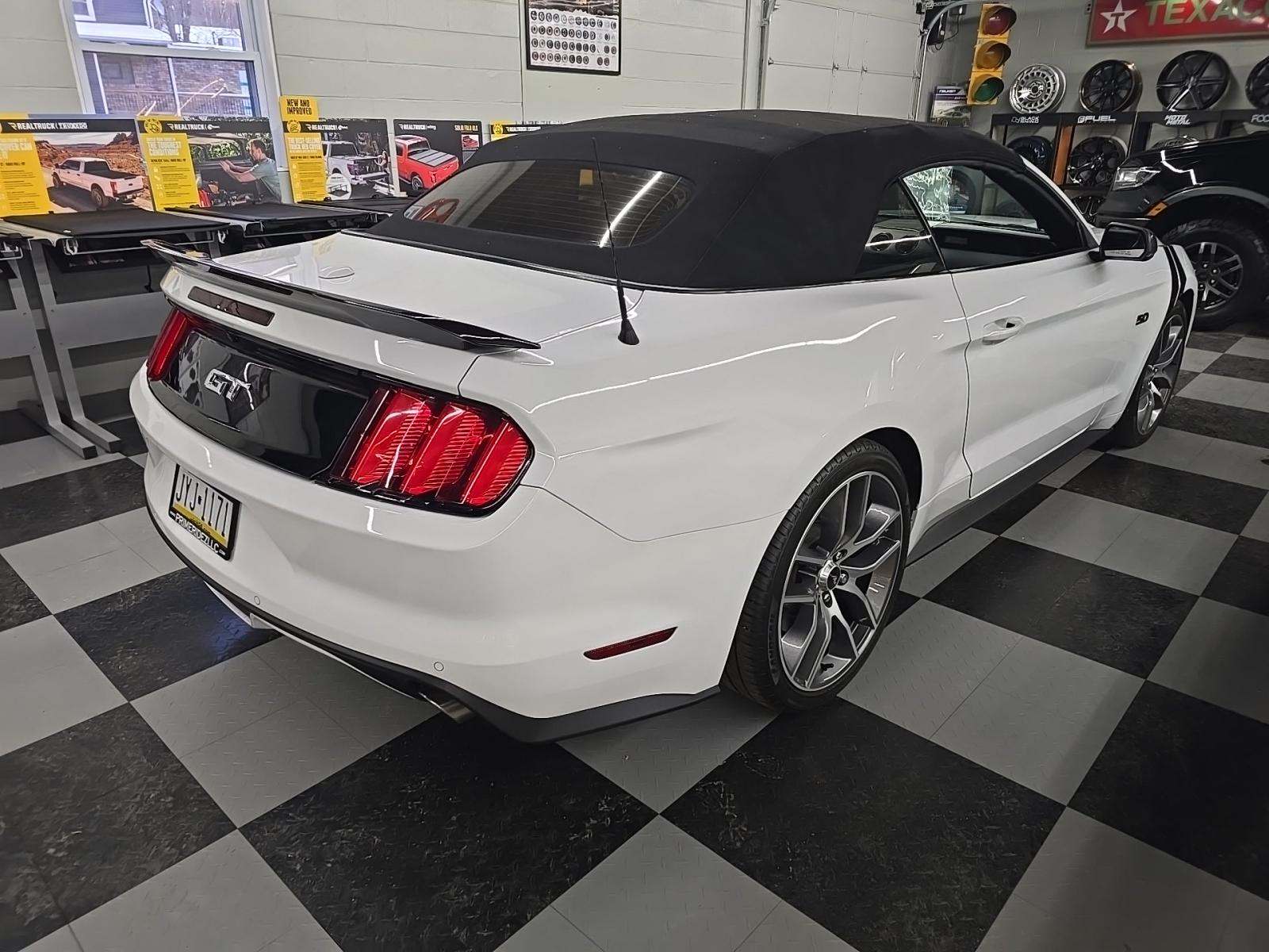 2016 Ford Mustang GT Premium RWD