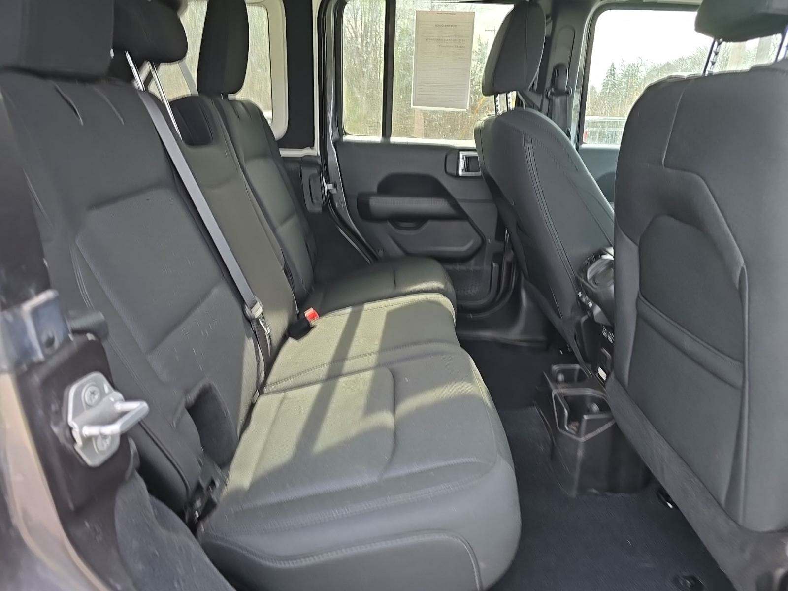 2018 Jeep Wrangler Unlimited Sahara AWD