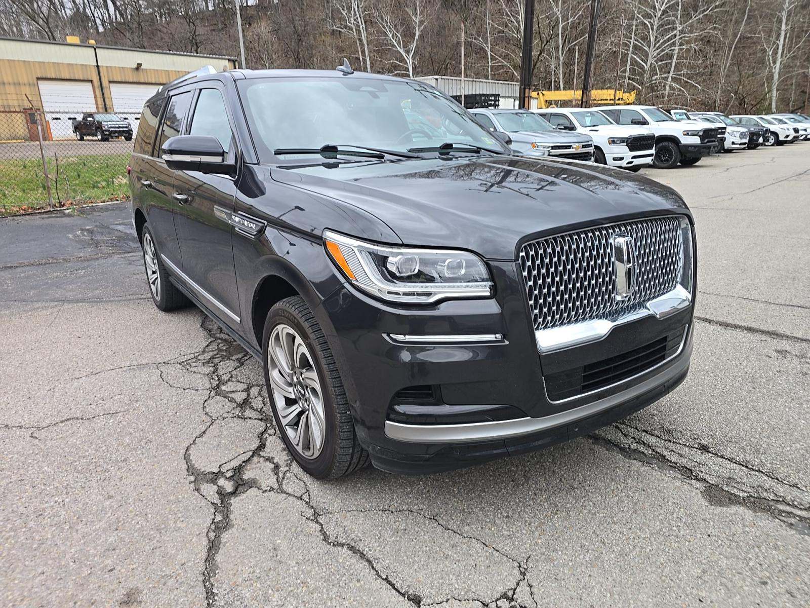 2023 Lincoln Navigator Reserve AWD