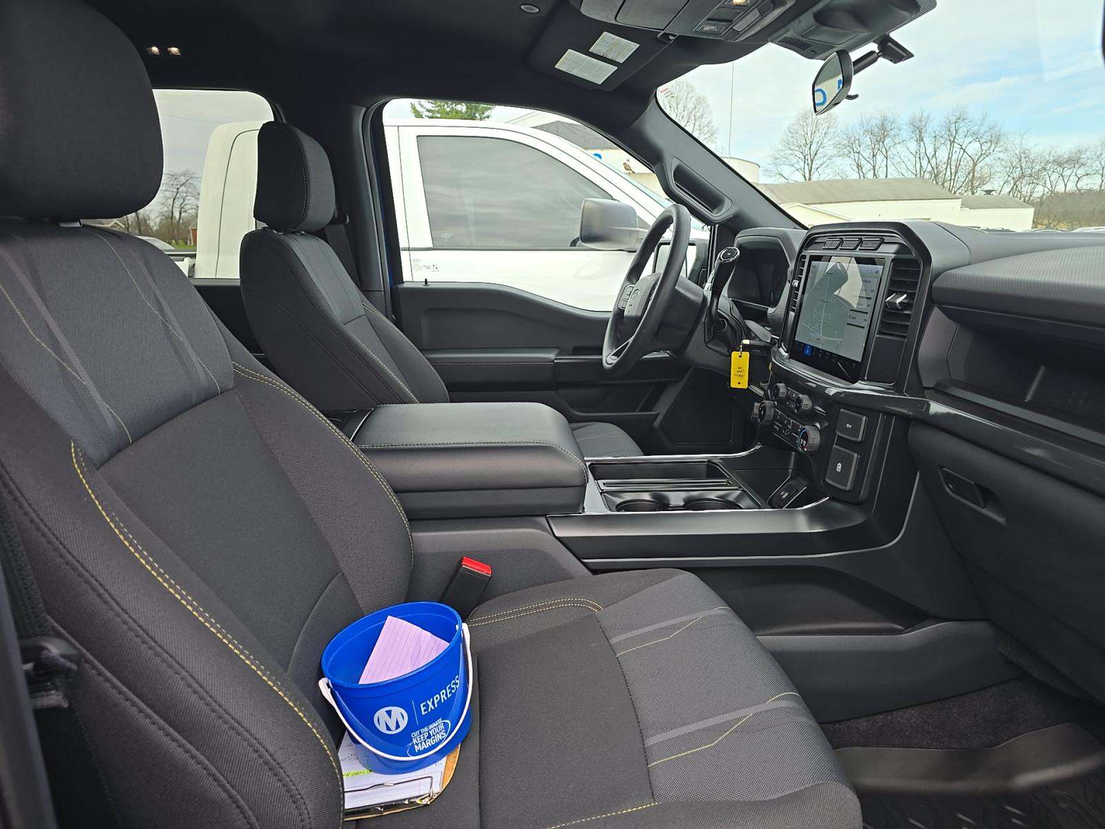 2024 Ford F-150 STX AWD