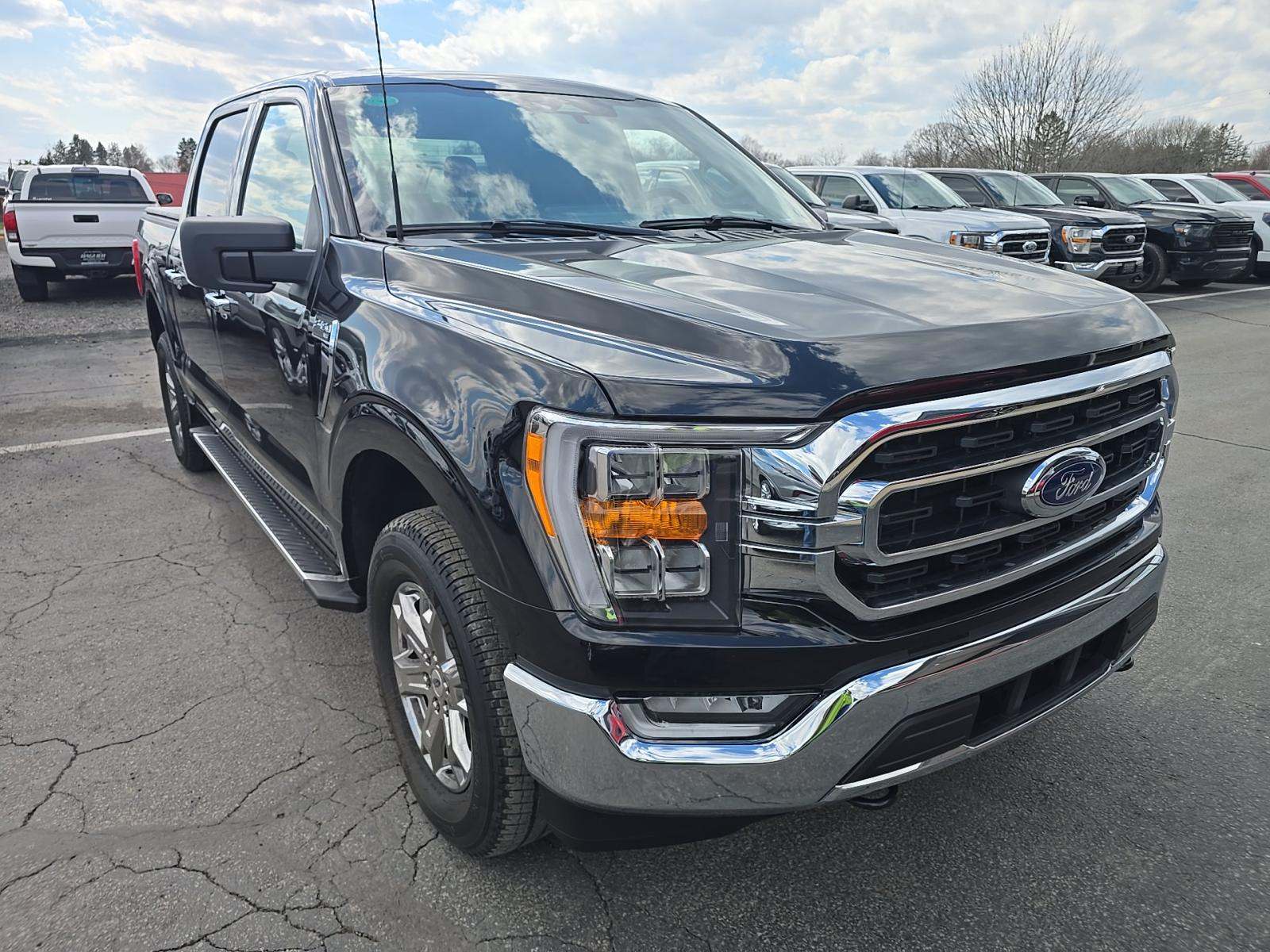 2023 Ford F-150 XLT AWD