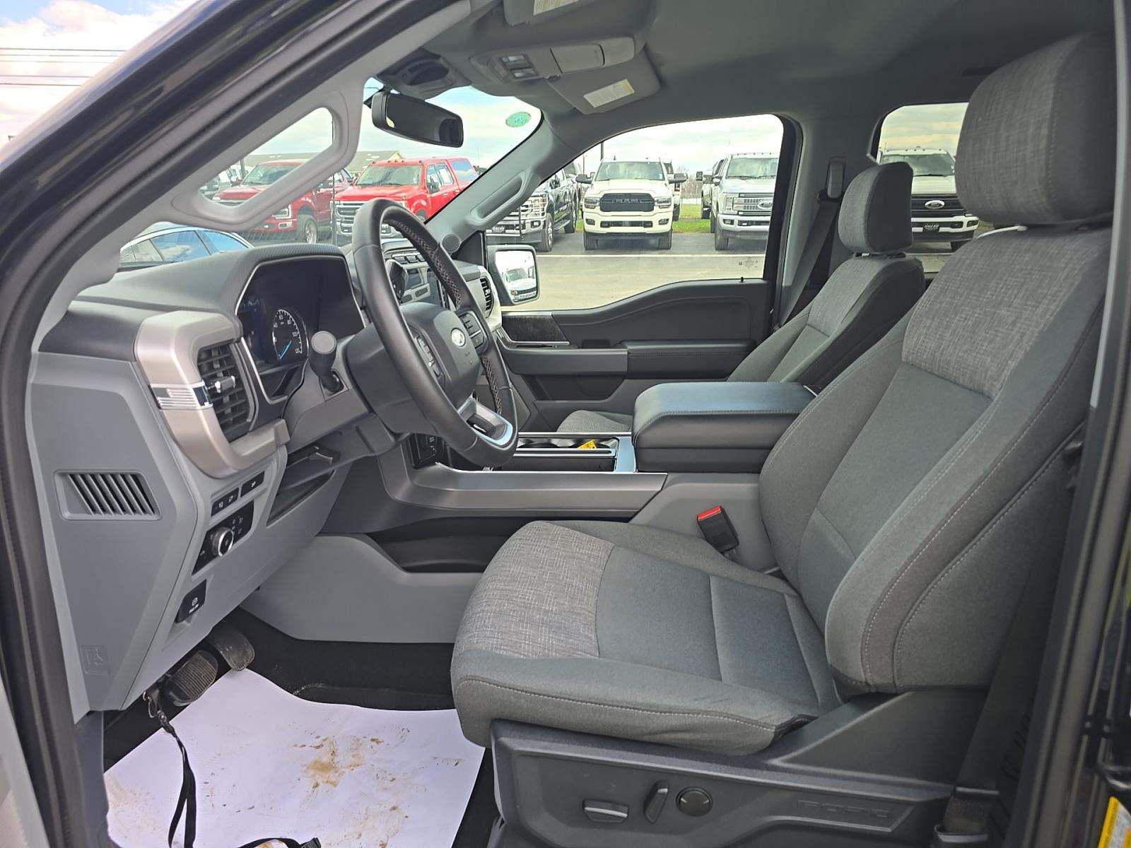 2023 Ford F-150 XLT AWD