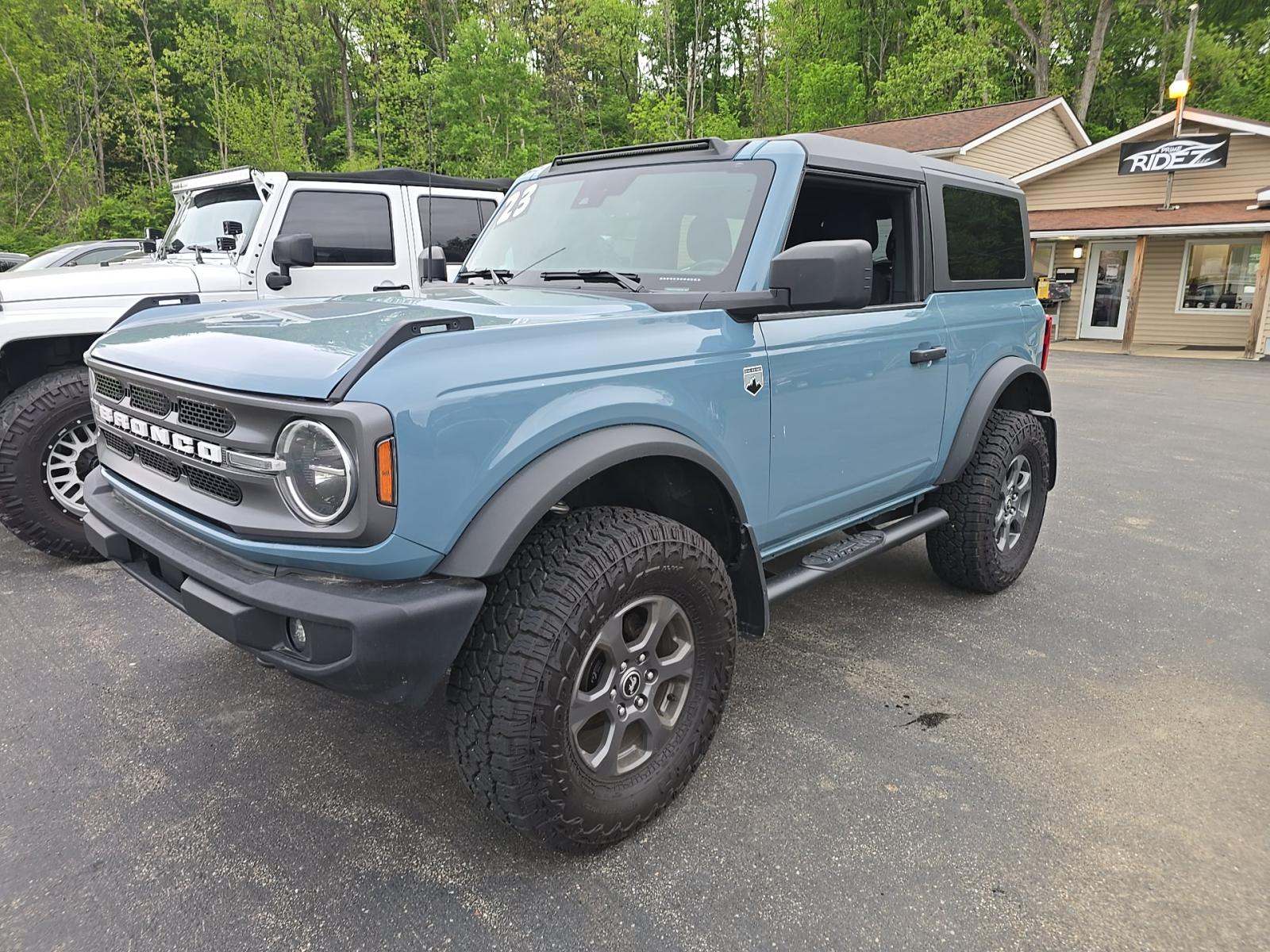 FORD BRONCO - 1