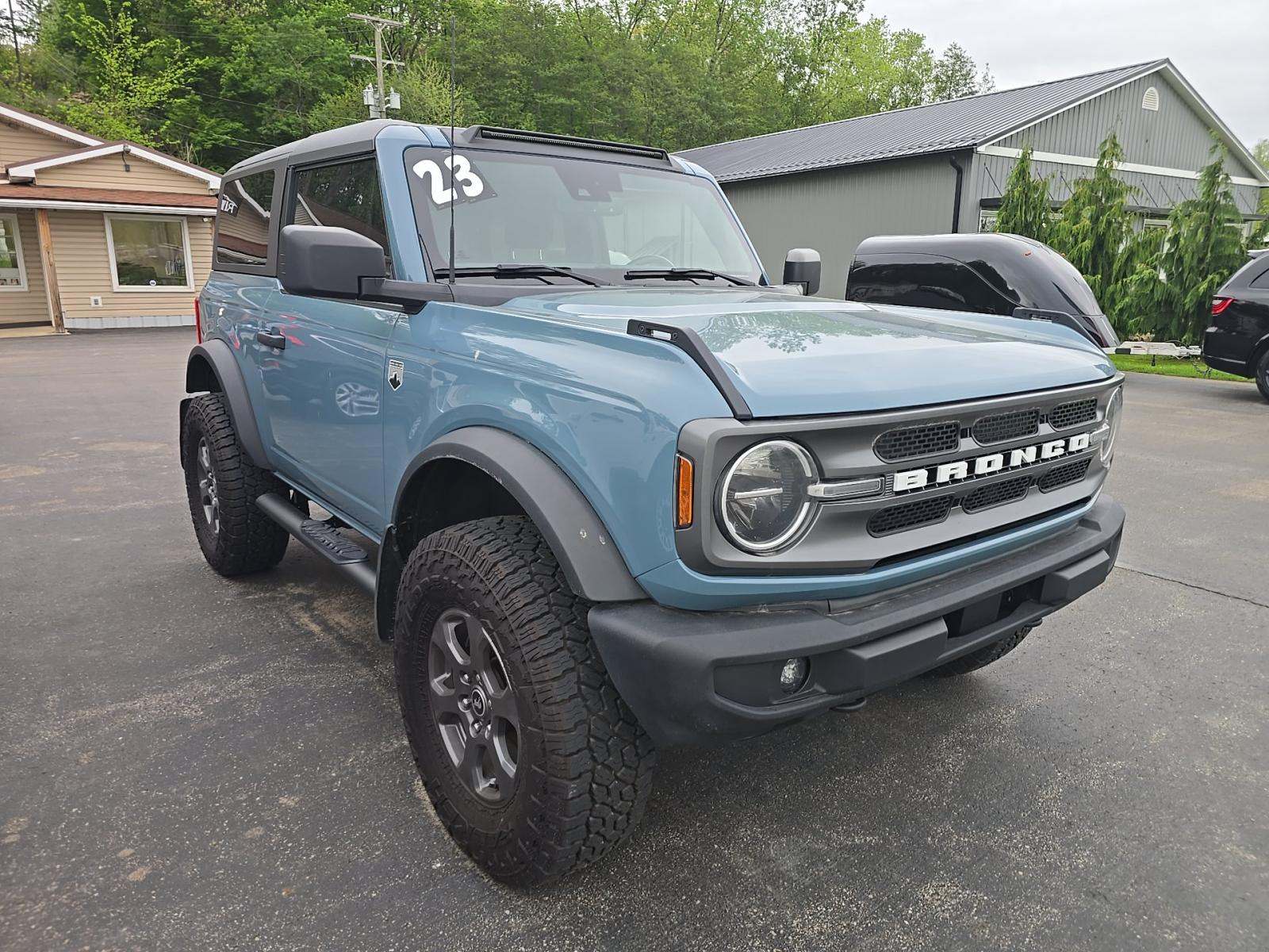 FORD BRONCO - 4