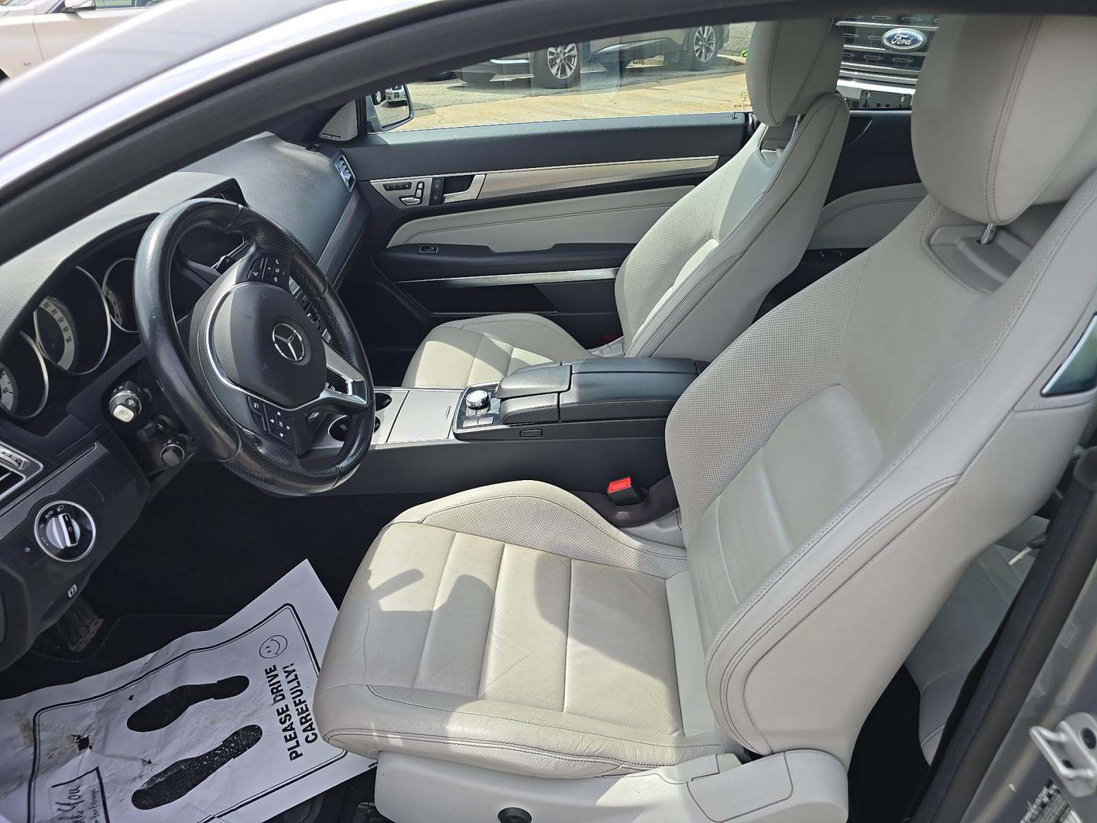 MERCEDES-BENZ E-CLASS - 2