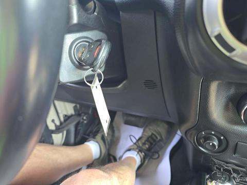 JEEP UNLIMITED SAHARA - 8