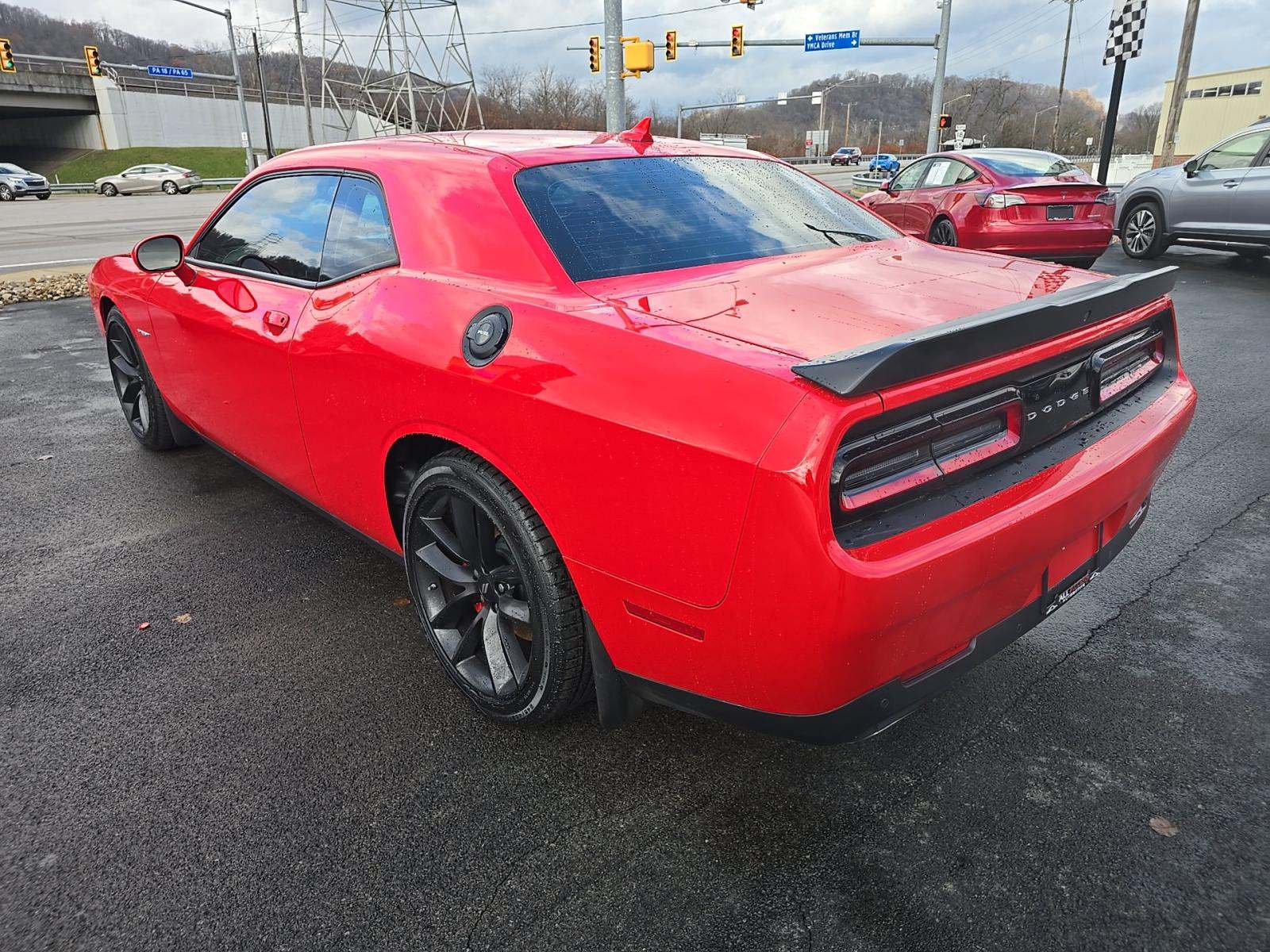 2022 Dodge Challenger R/T RWD