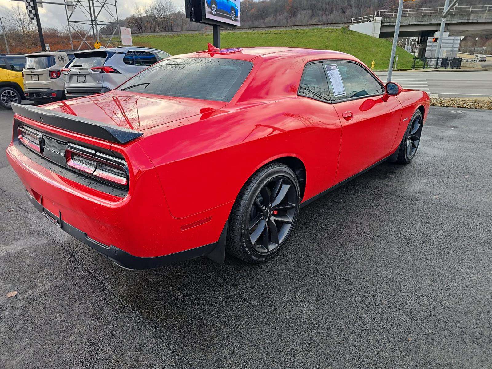 2022 Dodge Challenger R/T RWD