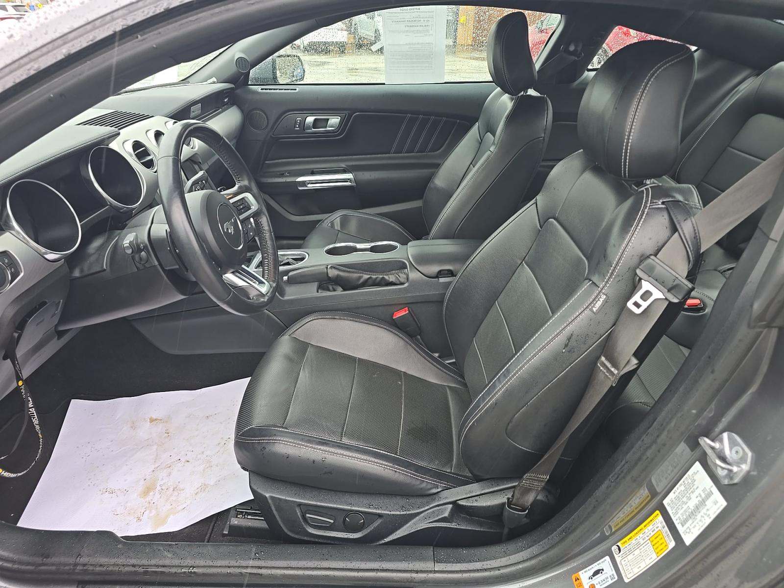 FORD MUSTANG - 6
