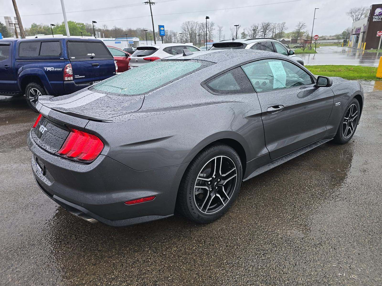 FORD MUSTANG - 3