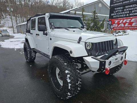 JEEP UNLIMITED SAHARA - 4
