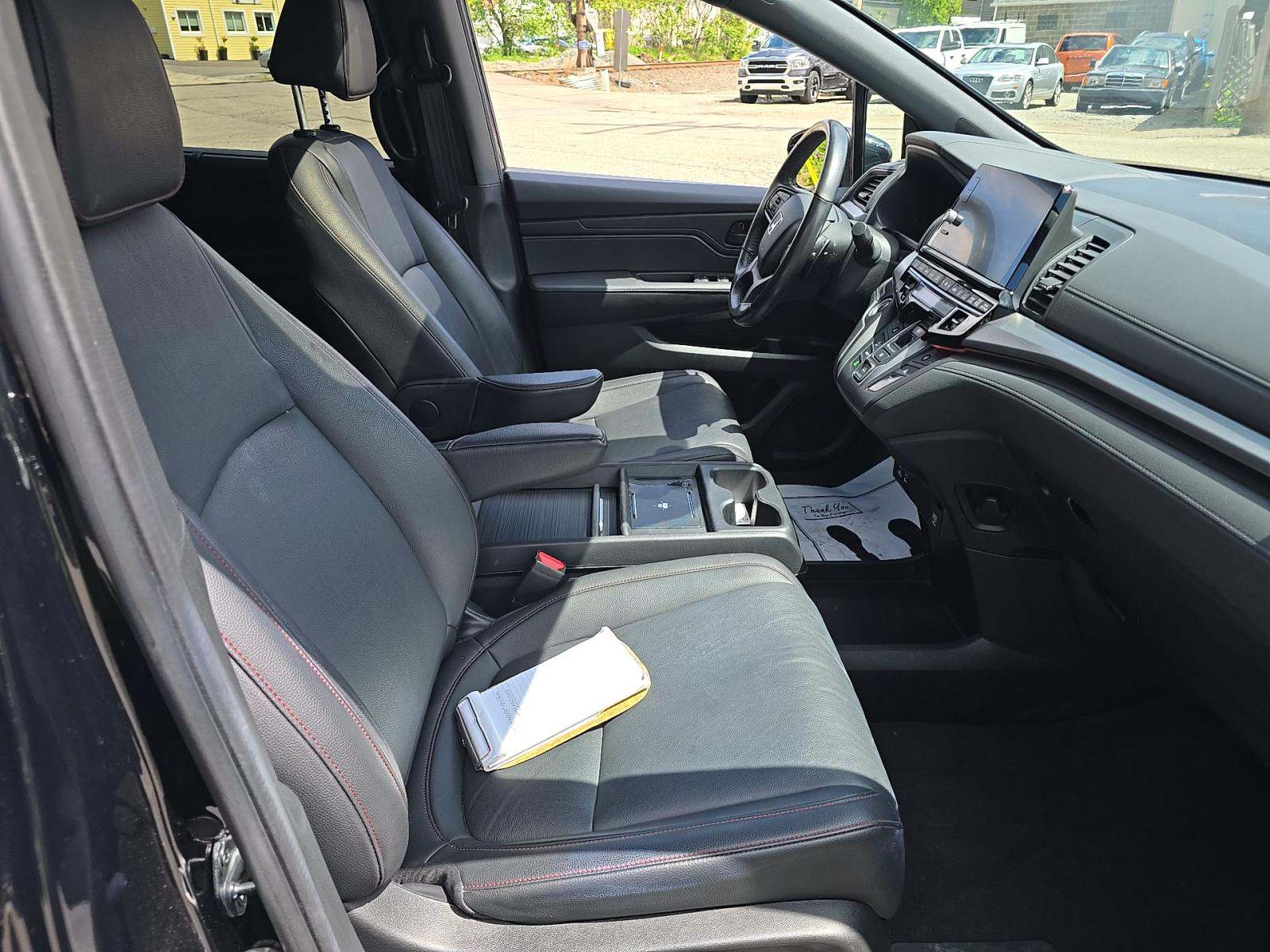 2025 Honda Odyssey Sport-L FWD