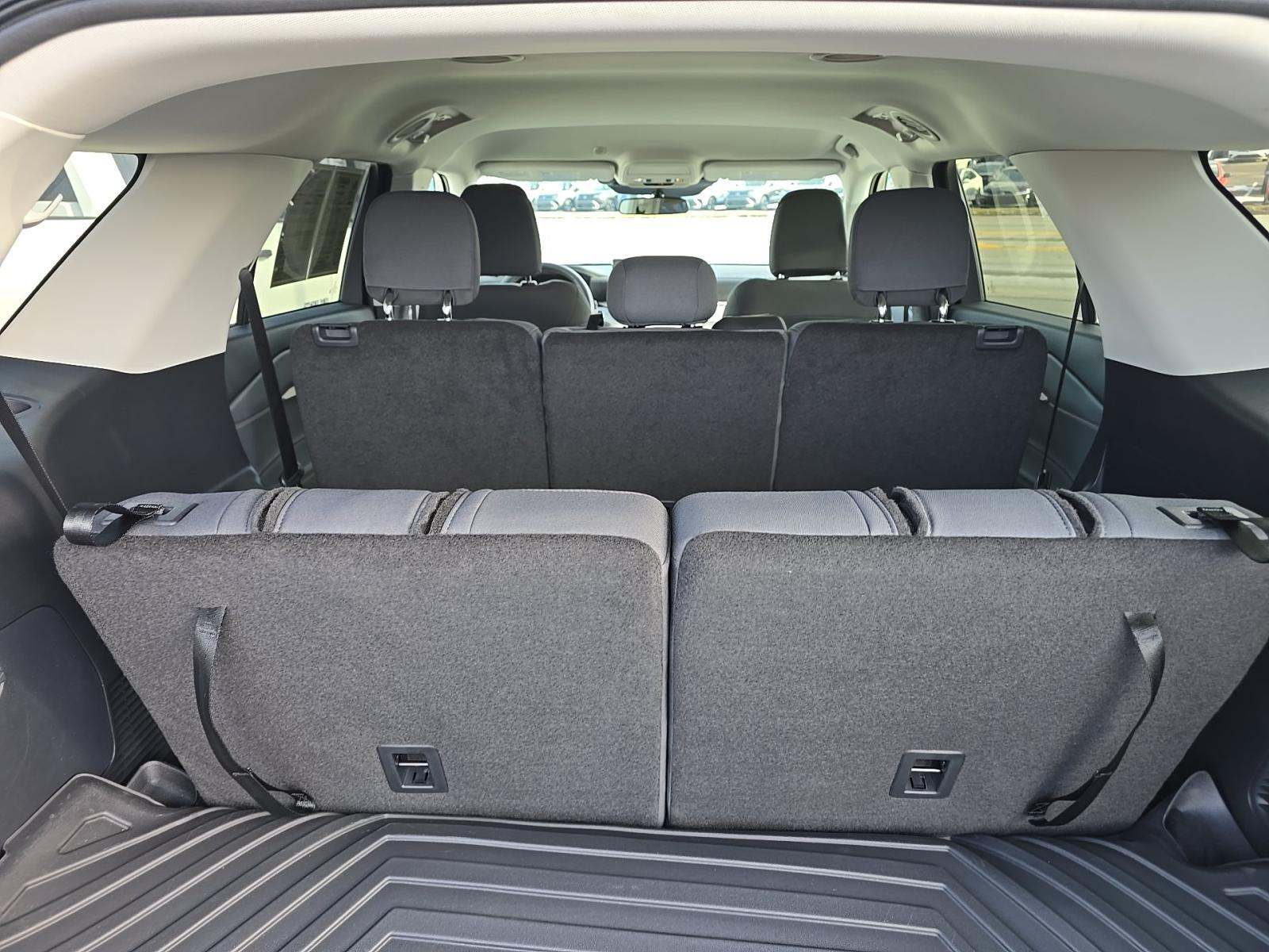 2025 Ford Explorer Active AWD