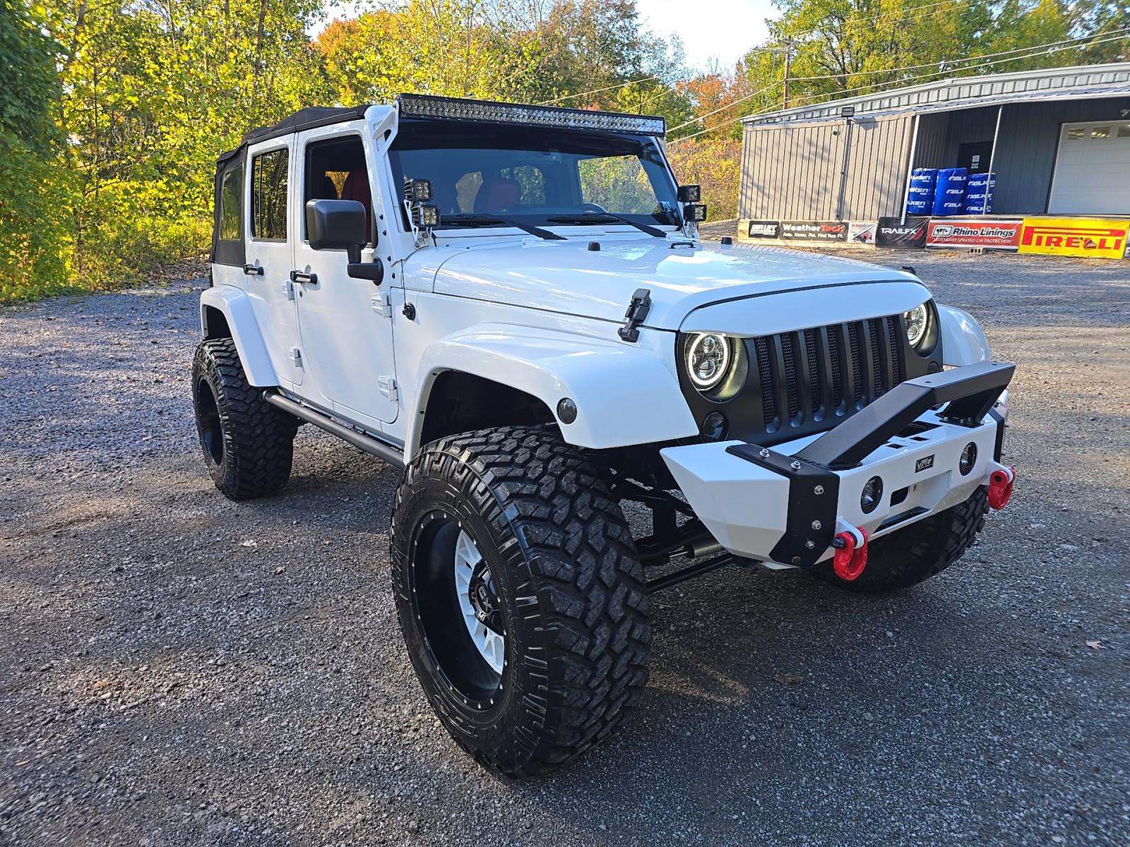 2016 Jeep Wrangler Unlimited Sahara AWD