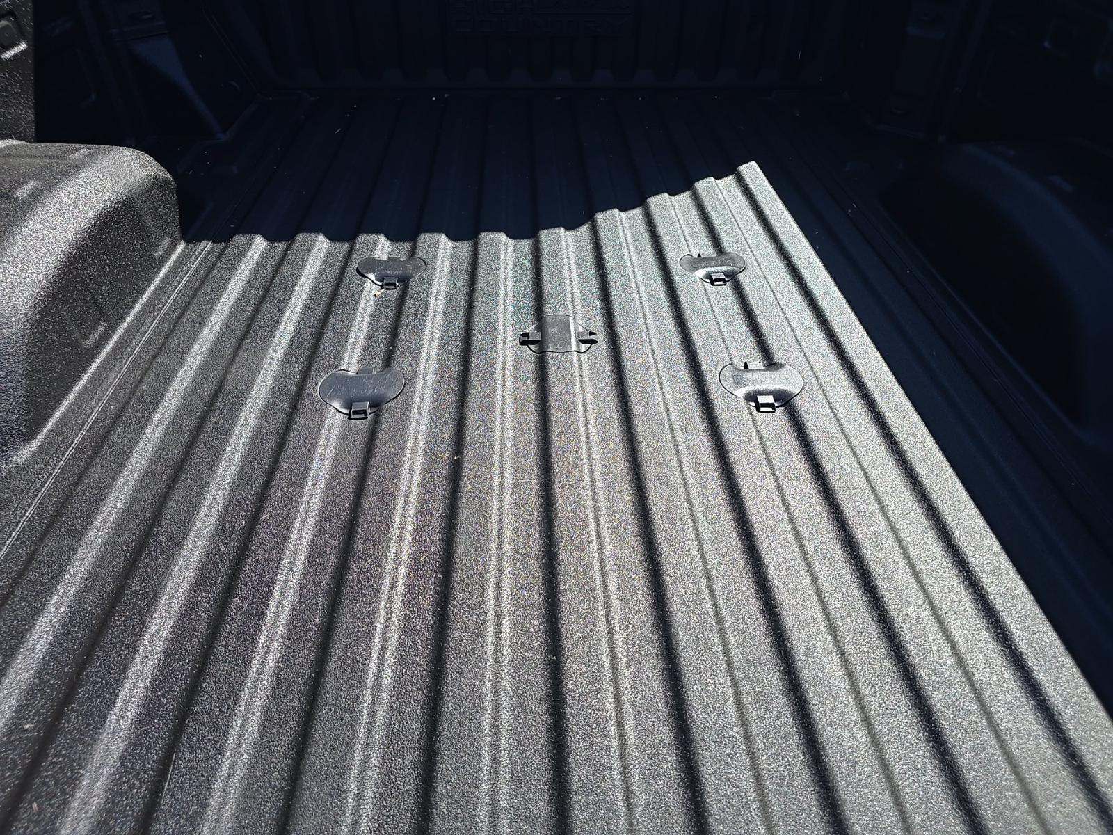 2023 Chevrolet Silverado 3500HD High Country AWD