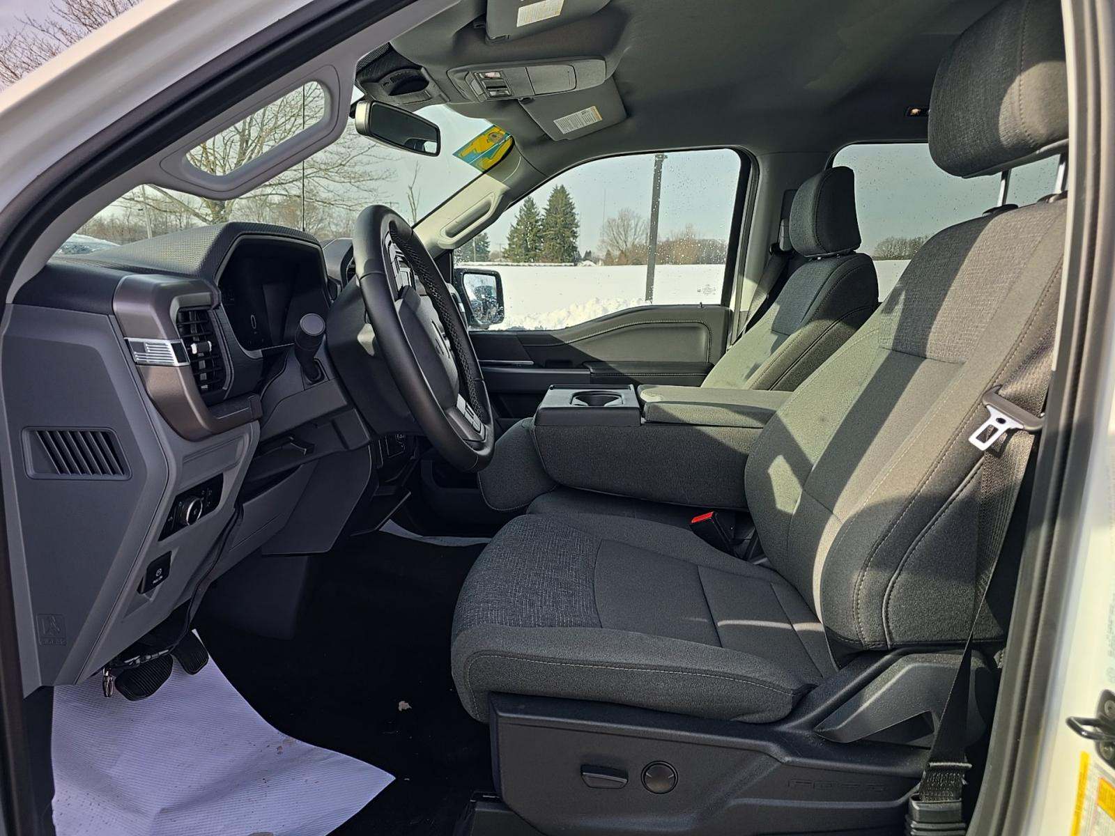 2024 Ford F-150 XLT AWD