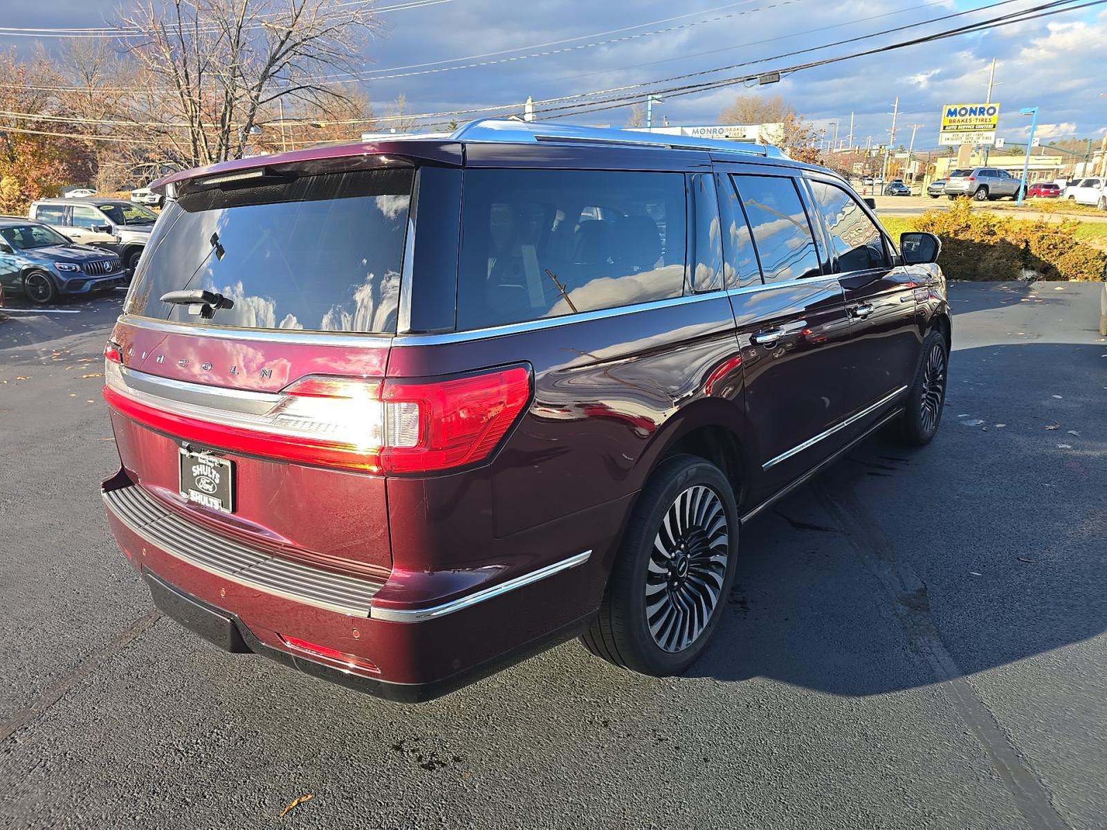 2019 Lincoln Navigator L Black Label AWD