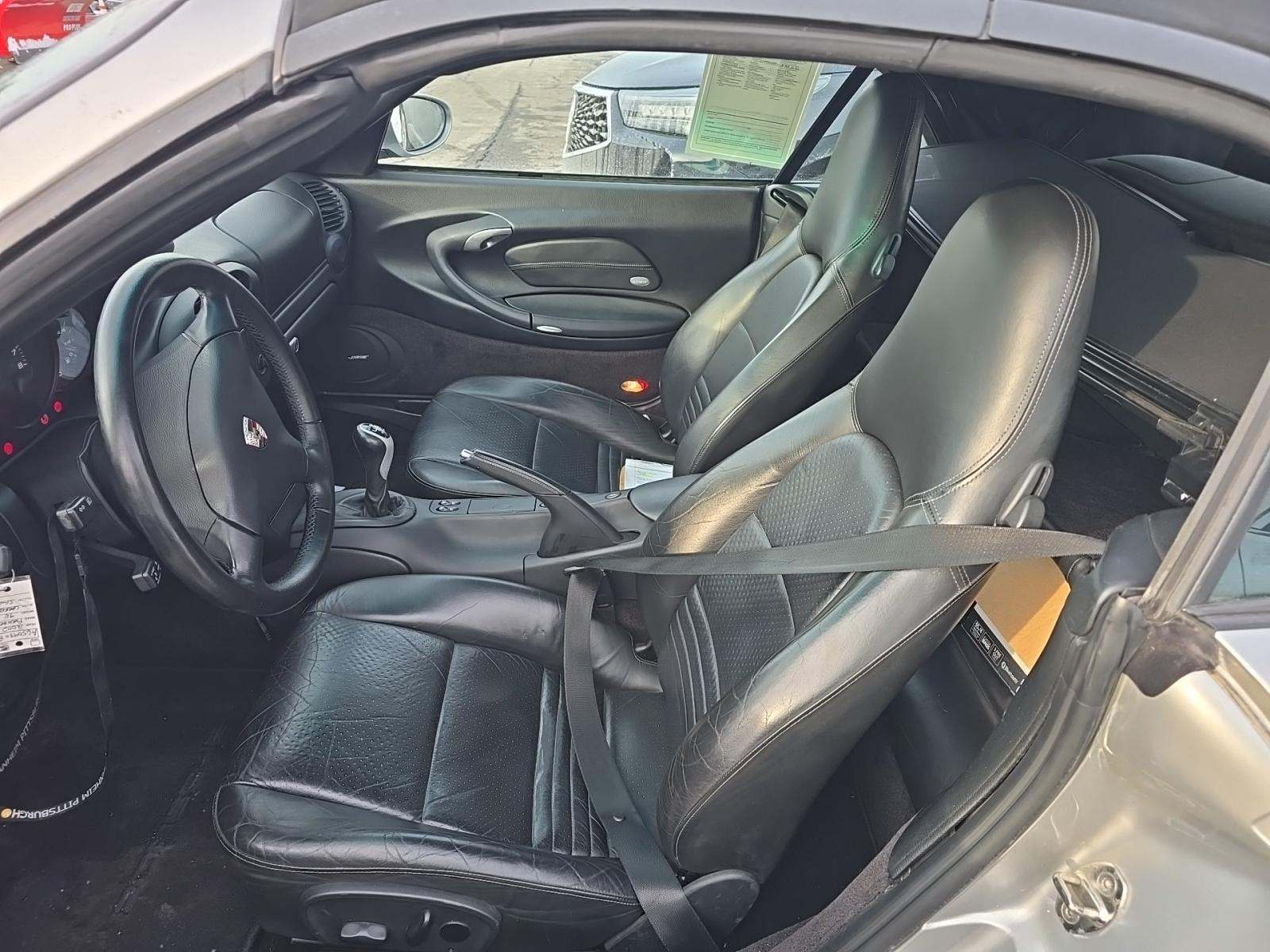 2002 Porsche 911 Carrera 4 AWD