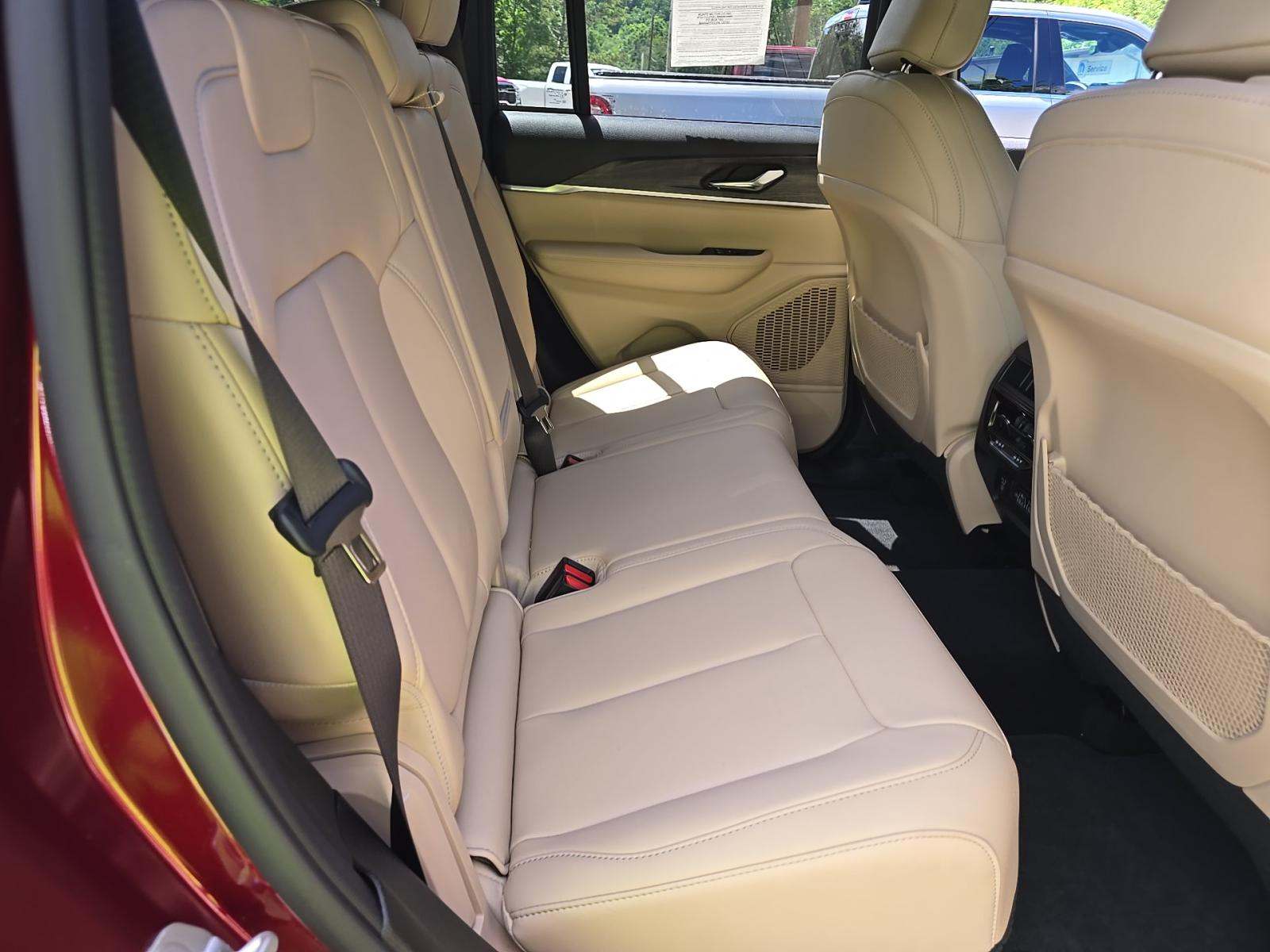 2024 Jeep Grand Cherokee Limited AWD