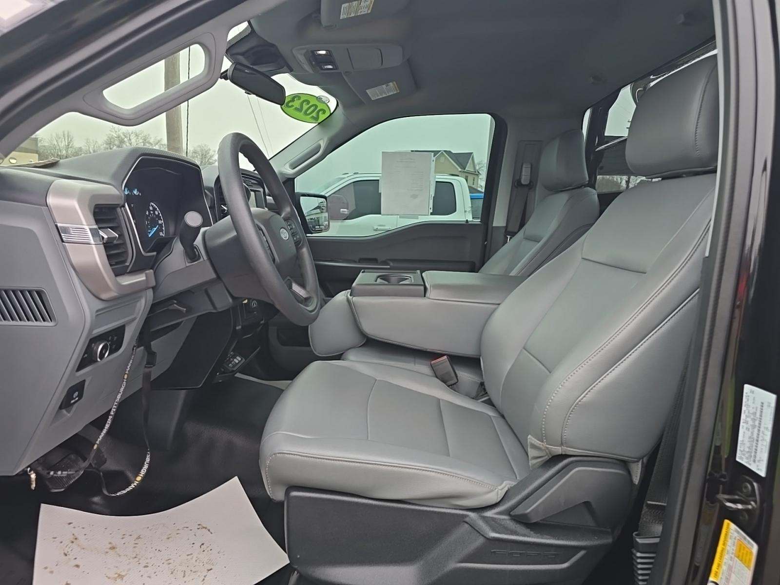 2023 Ford F-150 XL AWD