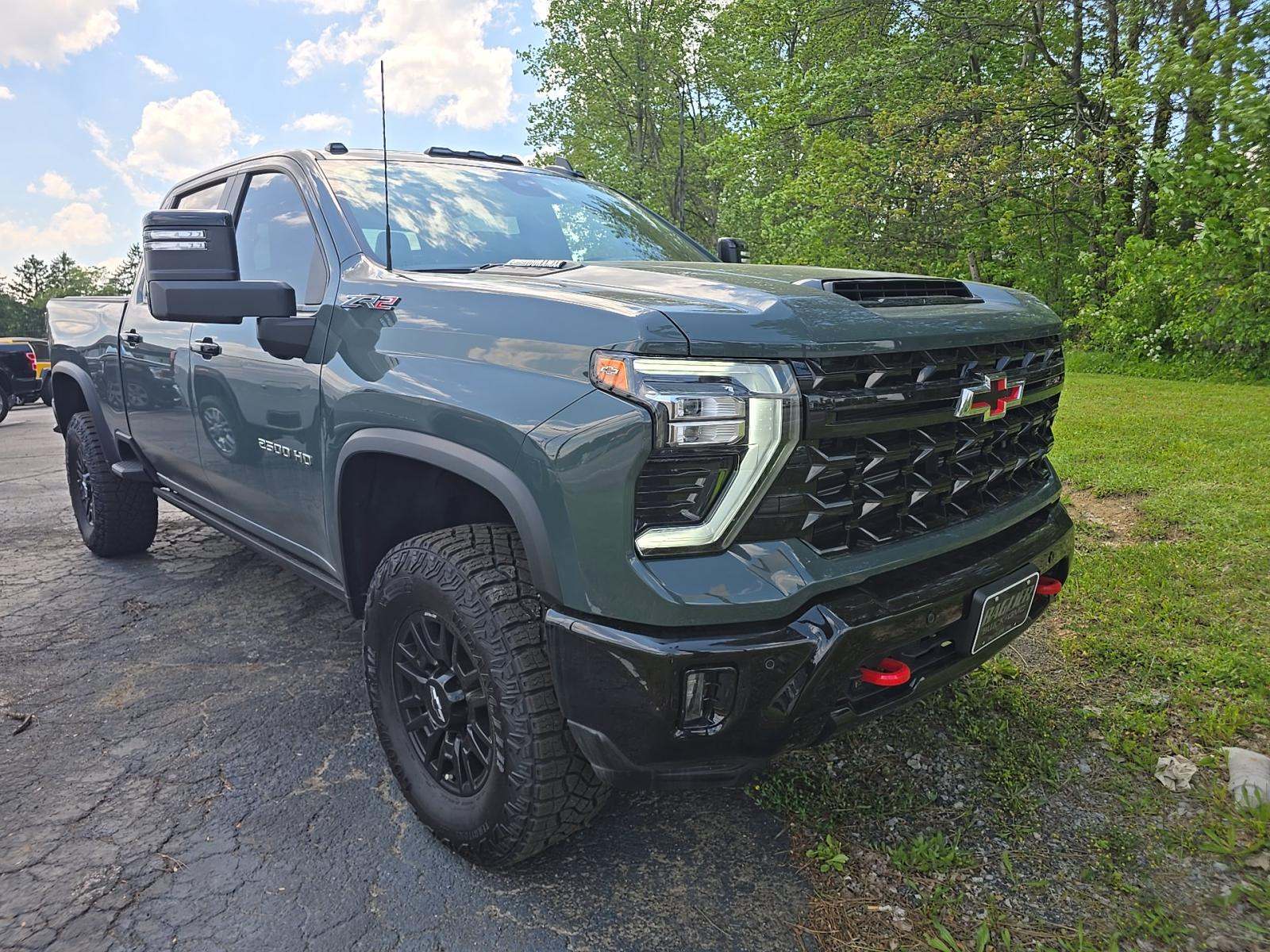 2025 Chevrolet Silverado 2500HD ZR2 AWD