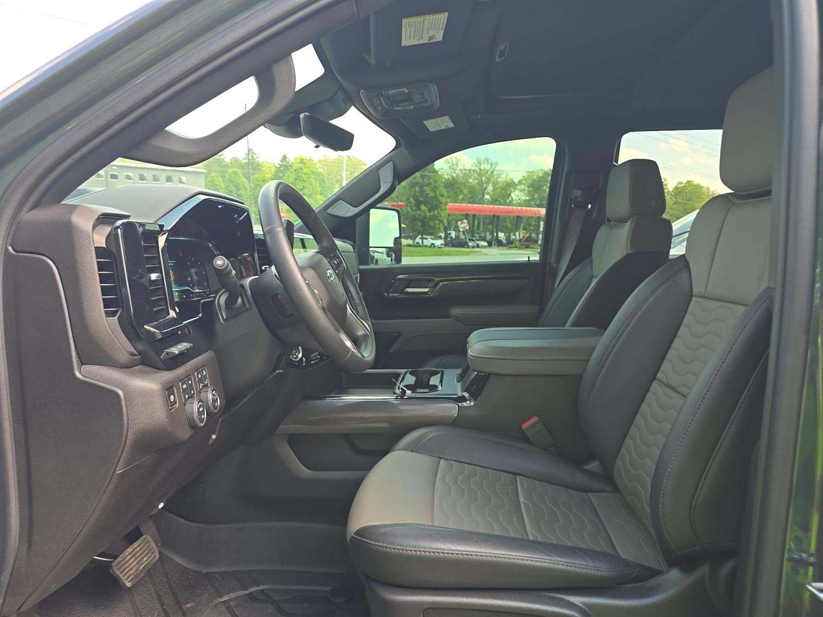 2025 Chevrolet Silverado 2500HD ZR2 AWD