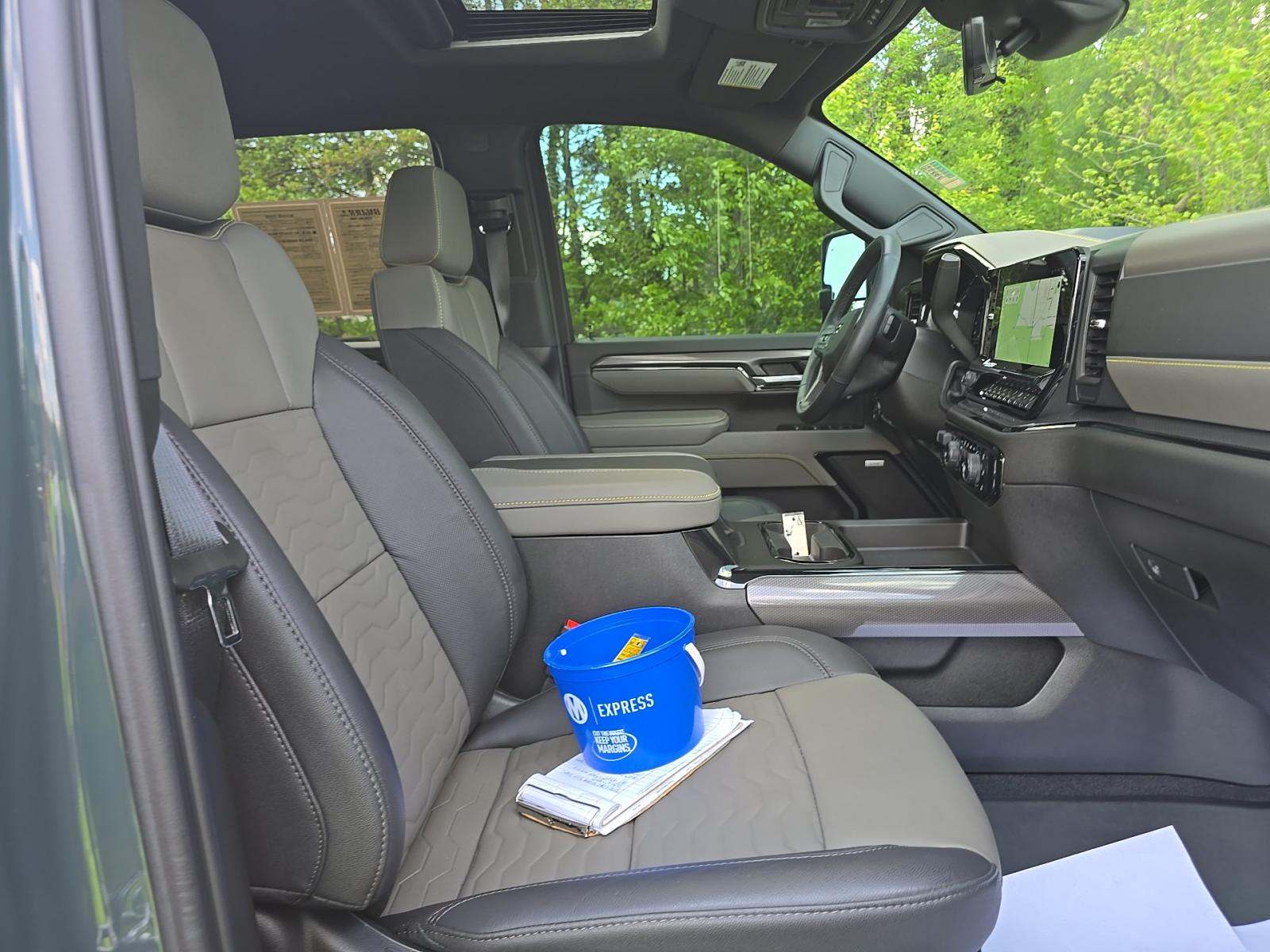 2025 Chevrolet Silverado 2500HD ZR2 AWD
