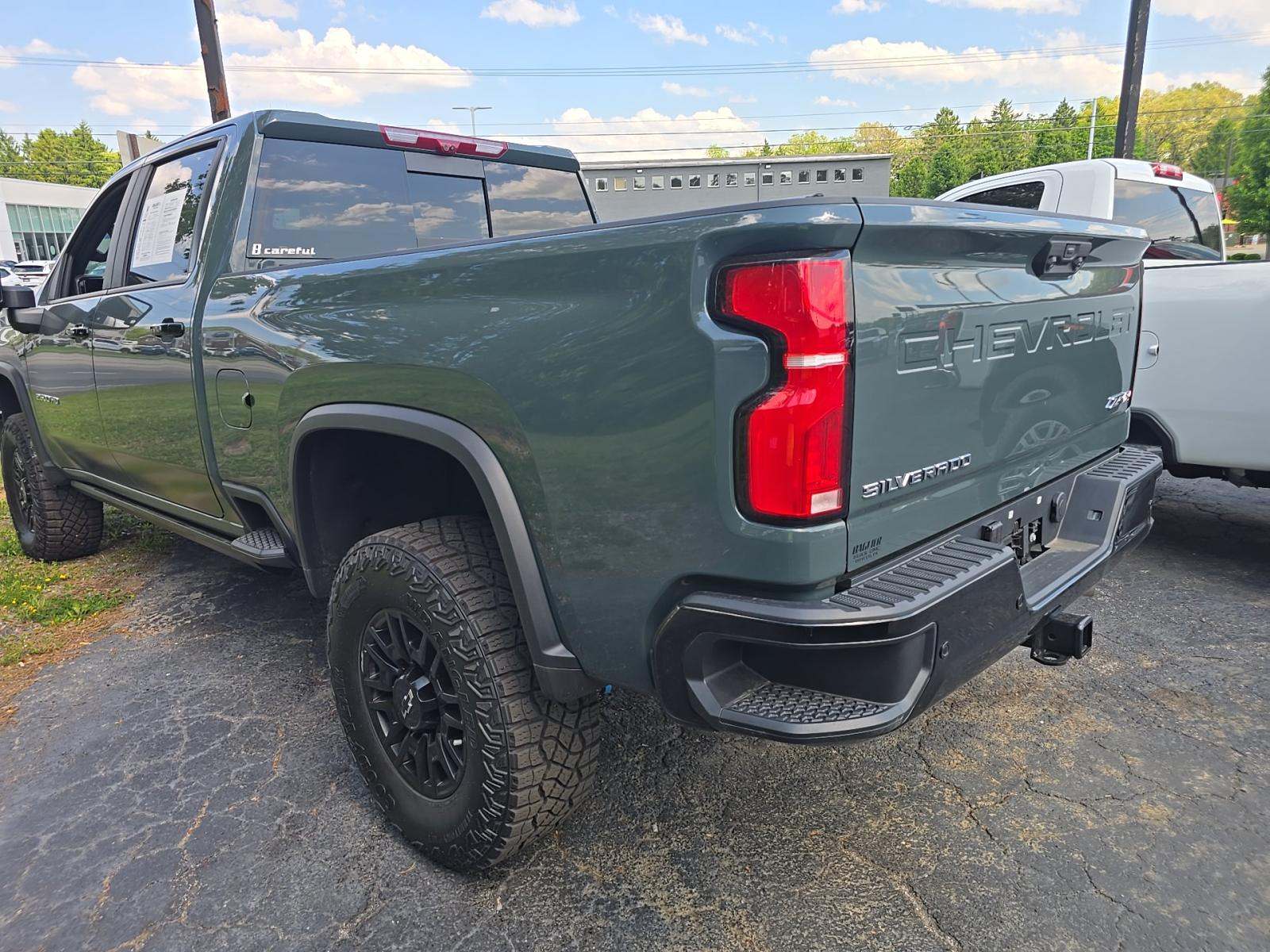 2025 Chevrolet Silverado 2500HD ZR2 AWD
